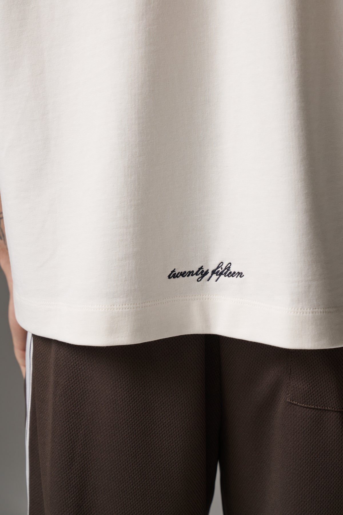 DESIGN DEPARTMENT CHEST PRINT T-SHIRT - OFF WHITE