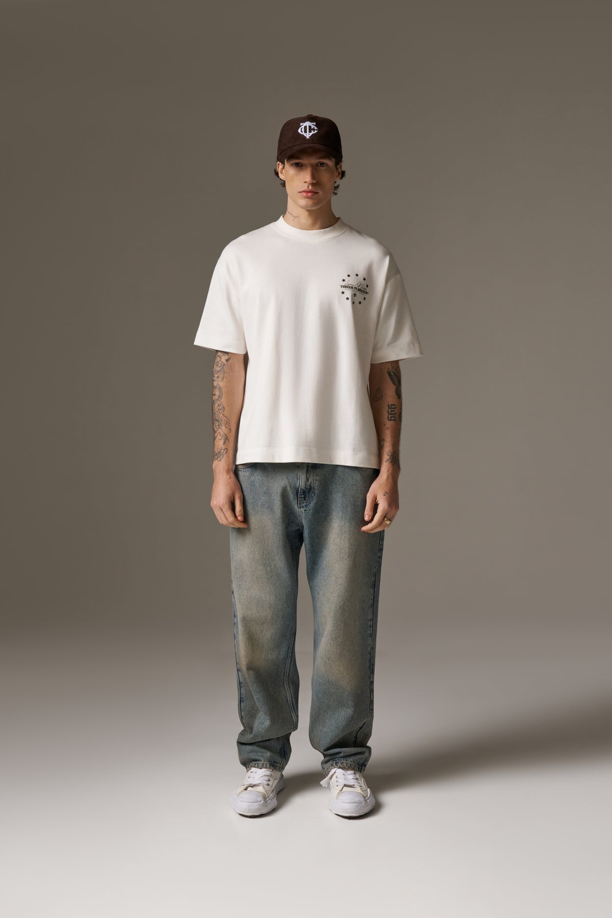 LEGACY OF LUXURY T-SHIRT - OFF WHITE