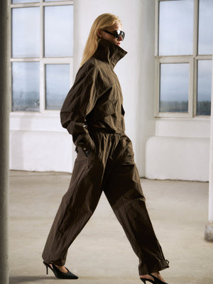 BARREL LEG SHELL TROUSERS - BROWN