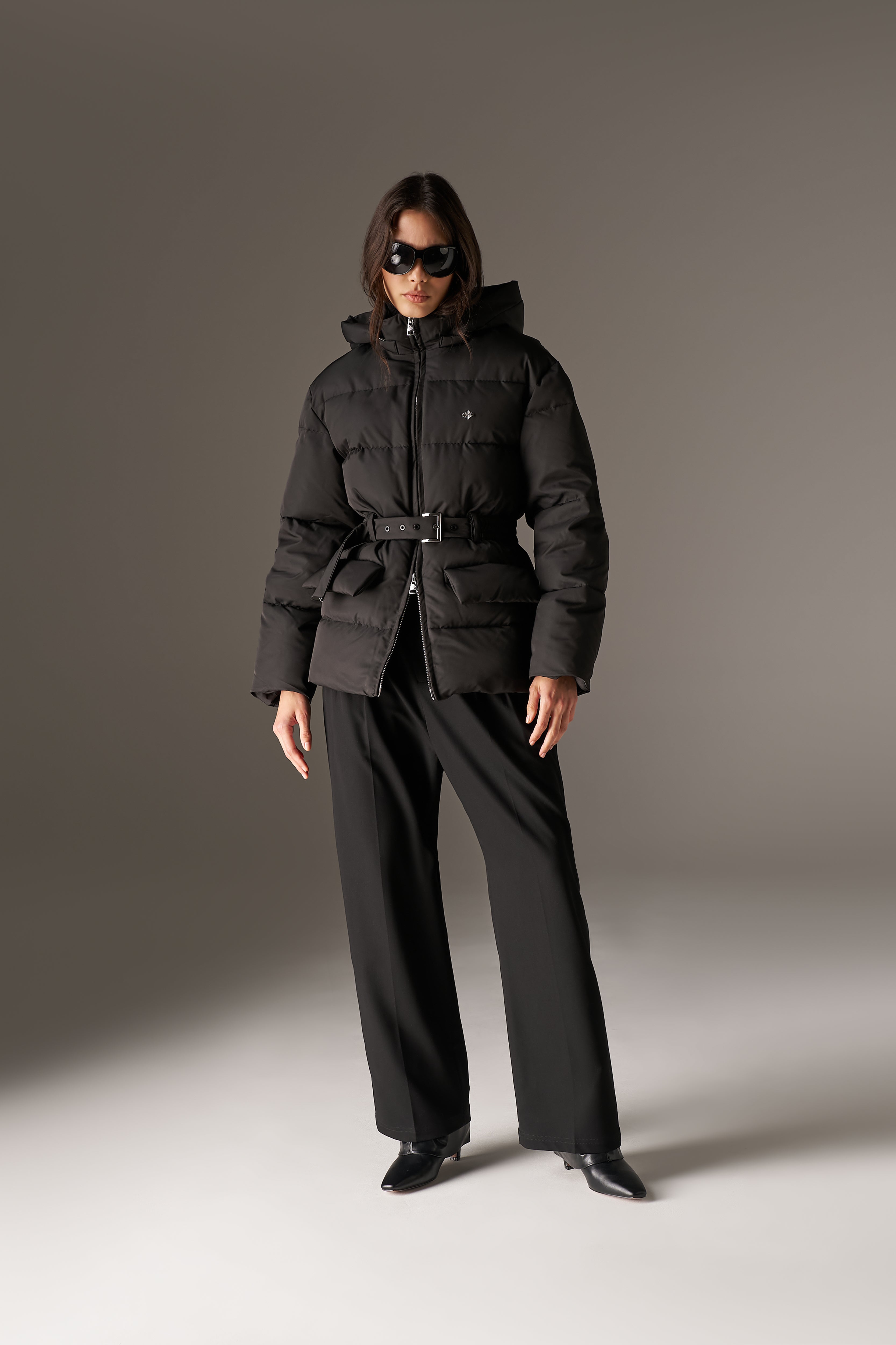 NYLON BELTED PUFFER - BLACK