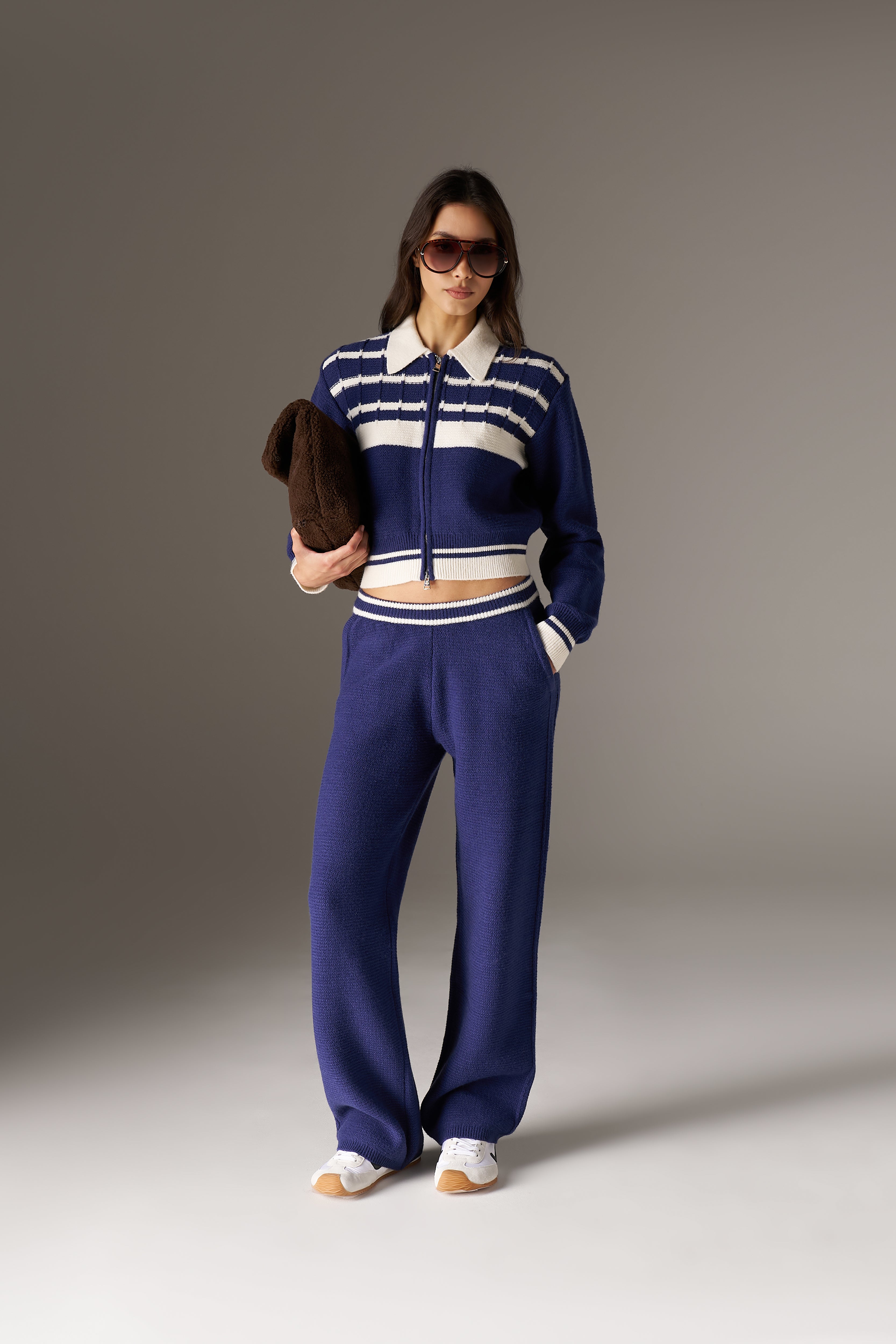 CONTRAST STRIPE KNITTED ZIP THROUGH - NAVY