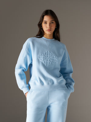 RAISED EMBLEM CREW - POWDER BLUE