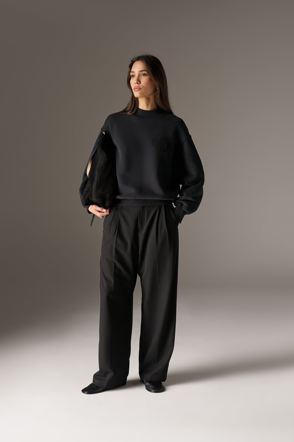 CHENILLE EMBLEM MOCK NECK CREW - BLACK