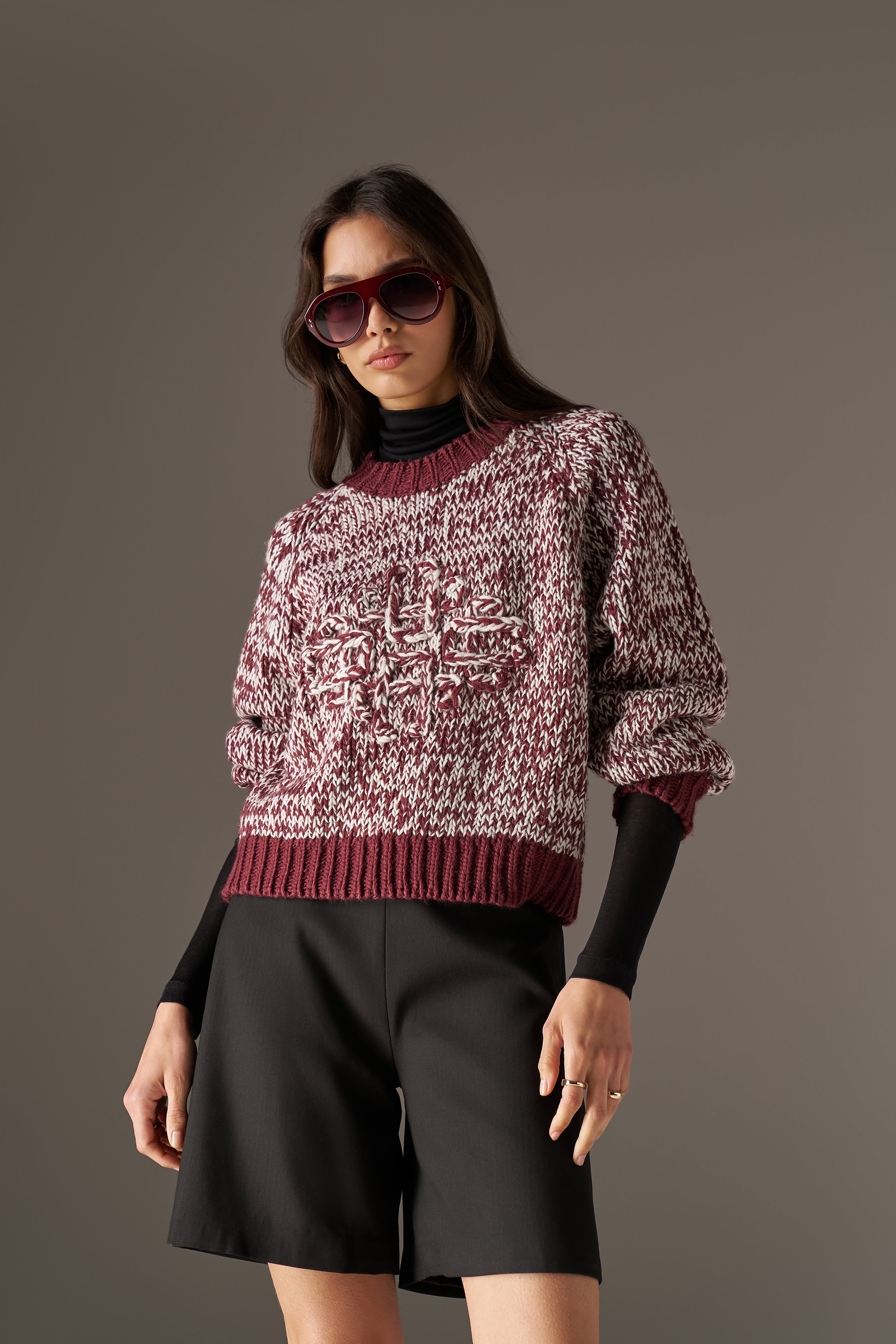 EMBLEM MIXED YARN OVERSIZED KNIT JUMPER - BURGUNDY