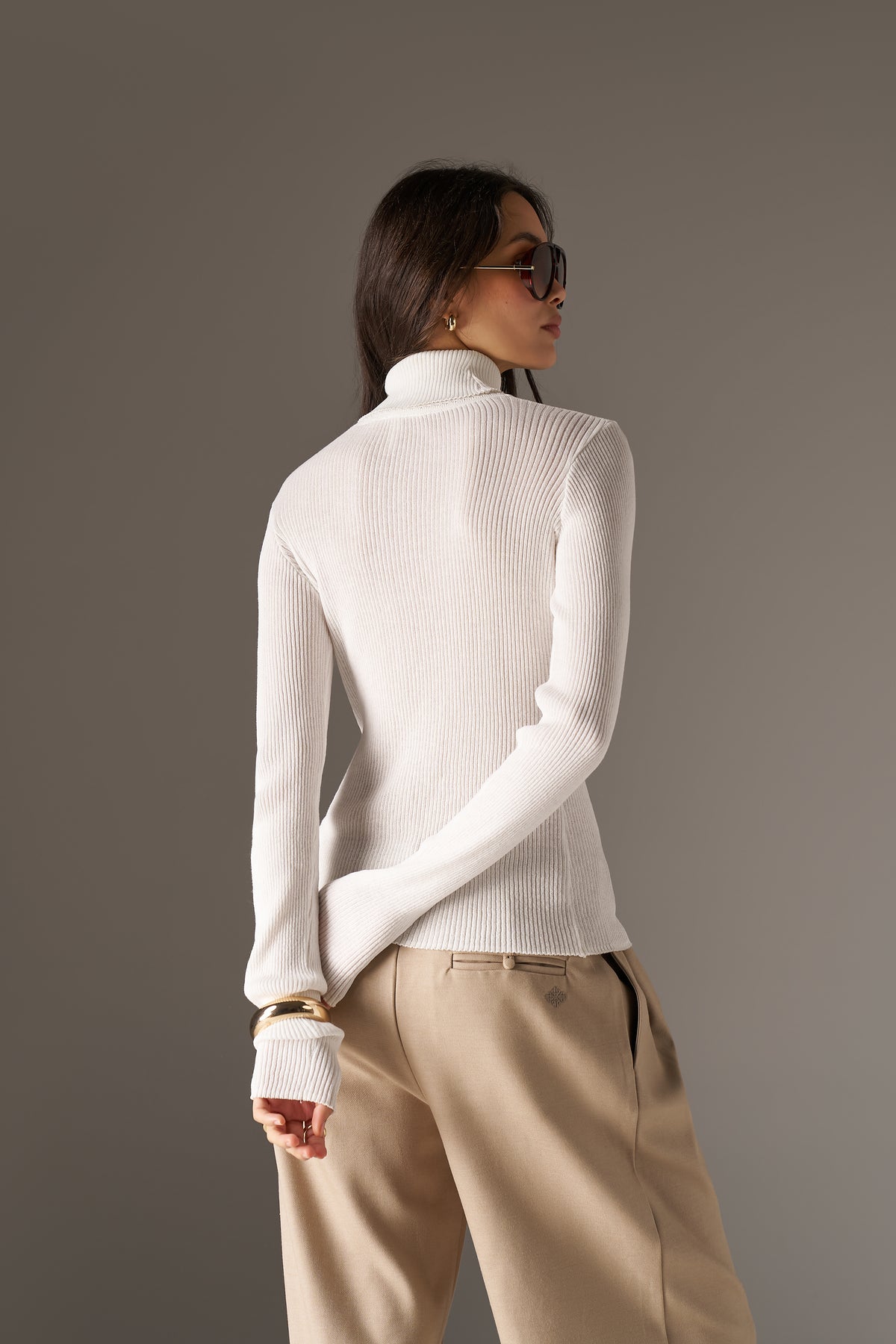 RIBBED ROLL NECK TOP - BONE