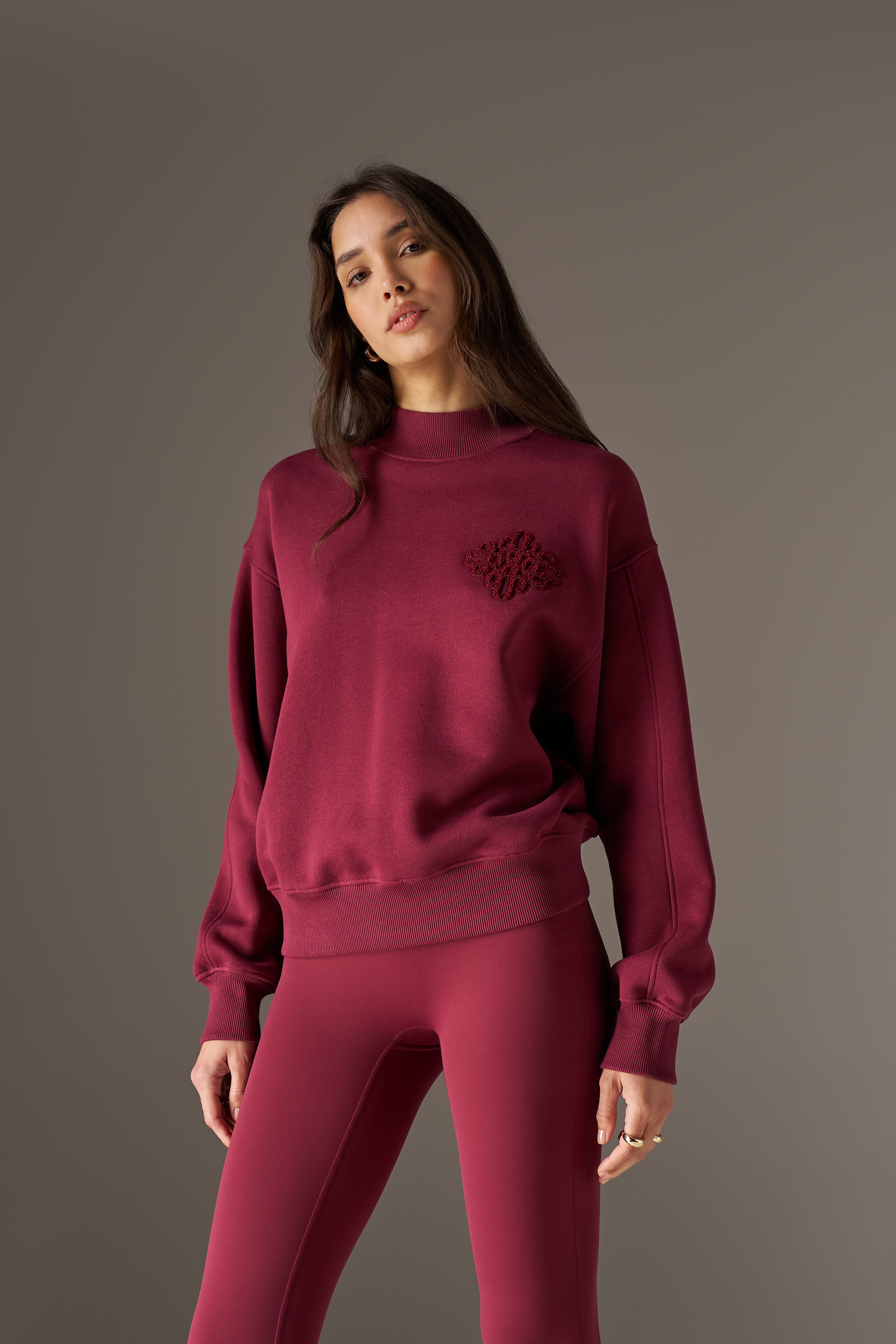 CHENILLE EMBLEM MOCK NECK CREW - BURGUNDY