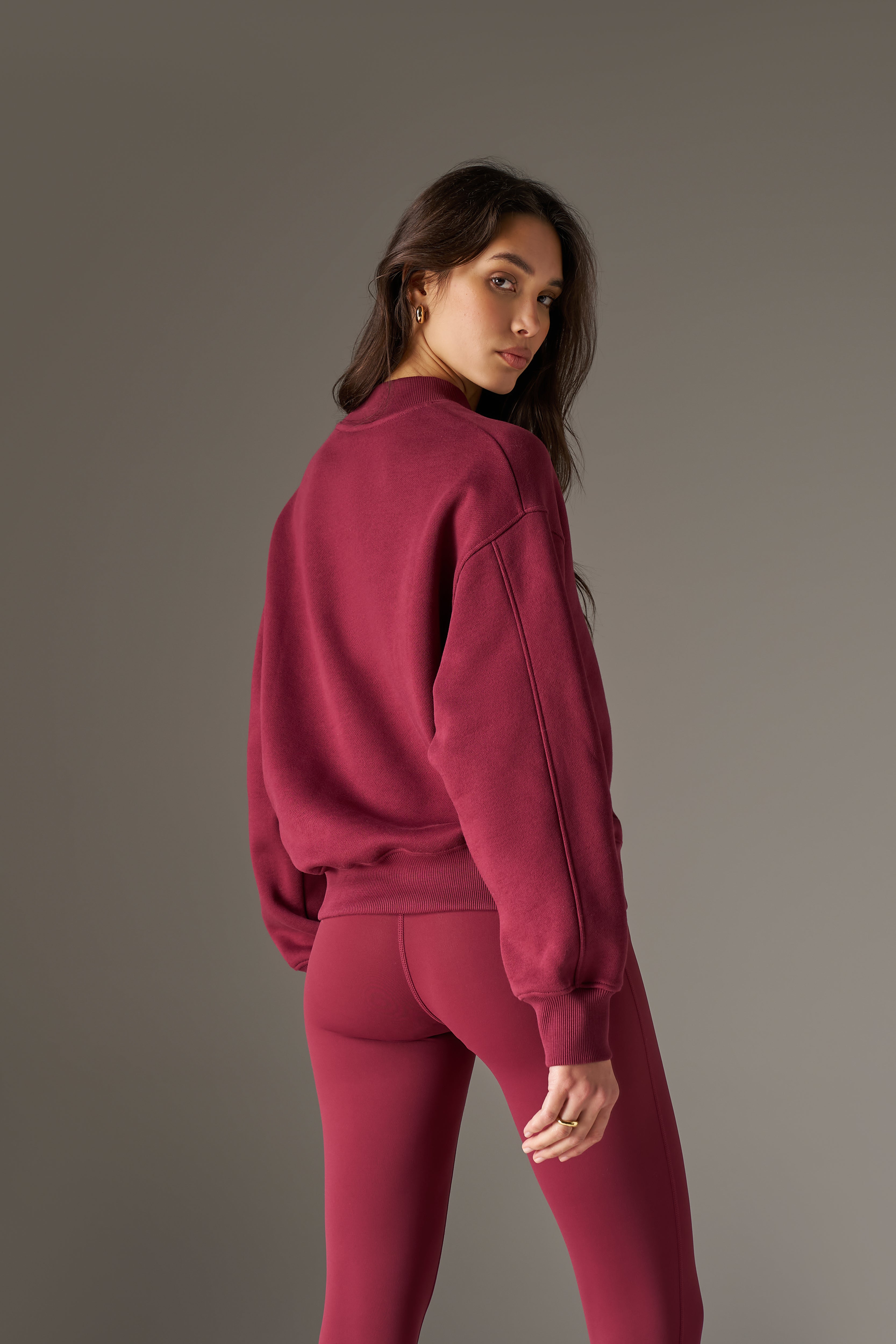 CHENILLE EMBLEM MOCK NECK CREW - BURGUNDY