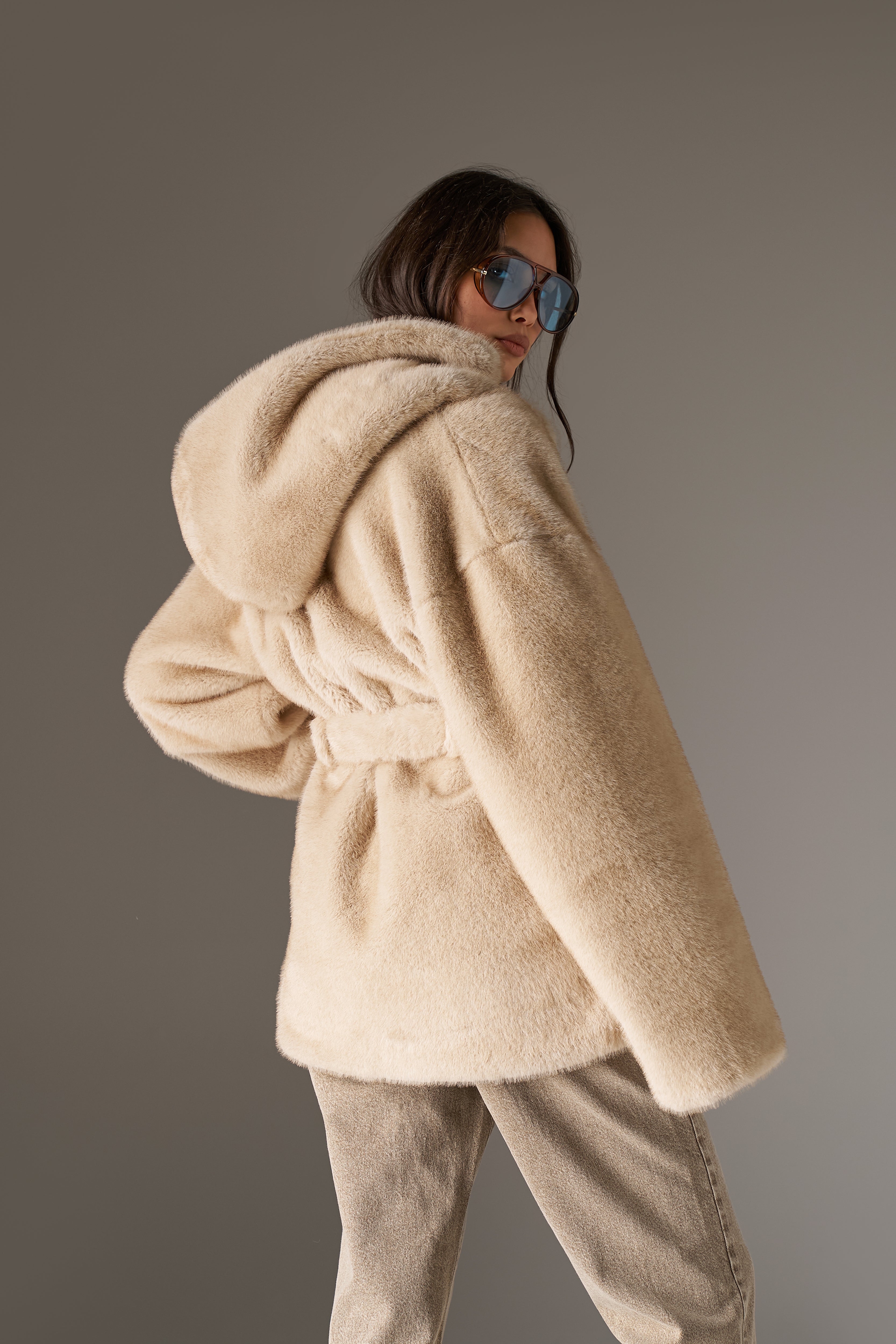BELTED FAUX FUR HOODED COAT - BEIGE