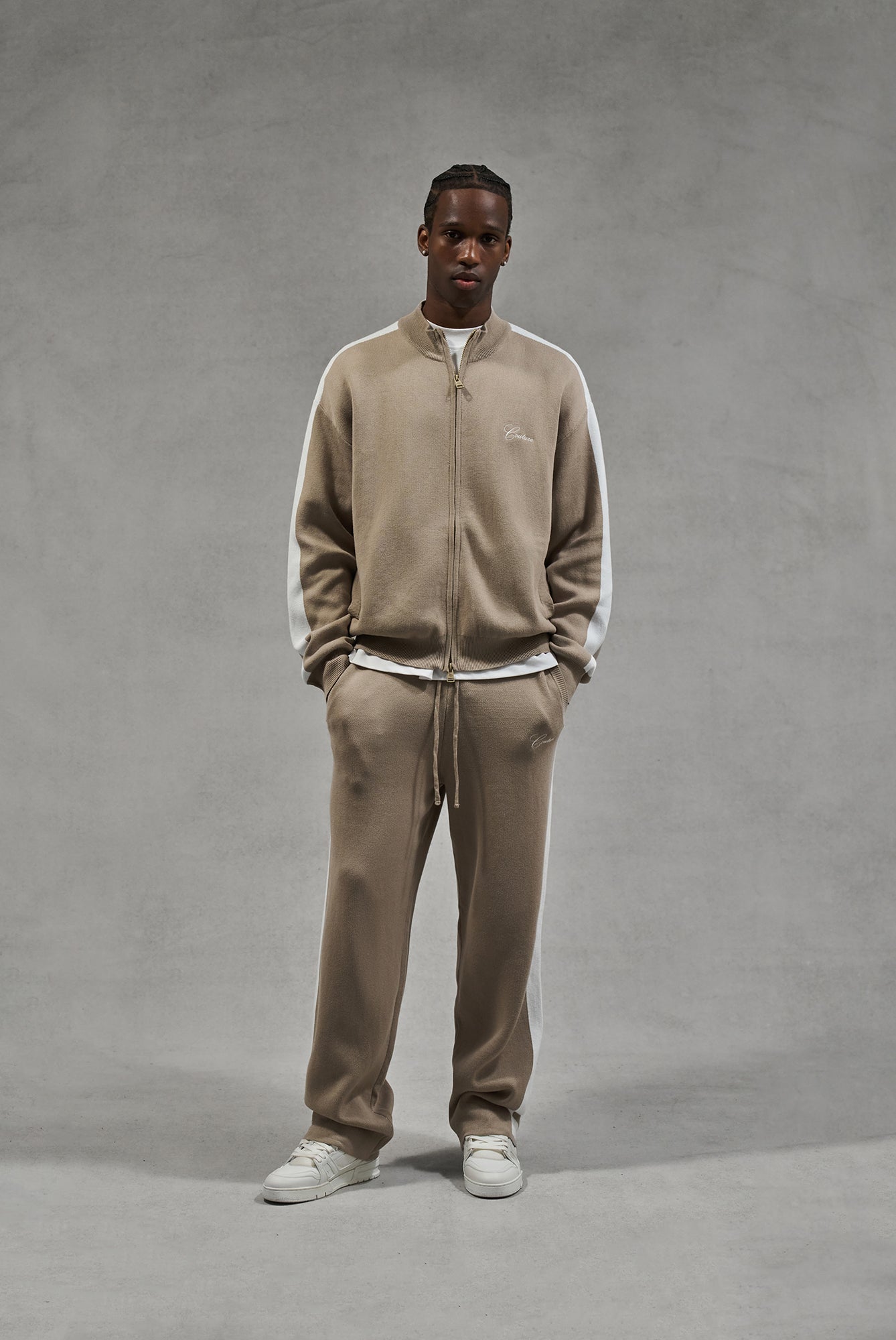 SIDE STRIPE KNITTED JOGGER - BEIGE