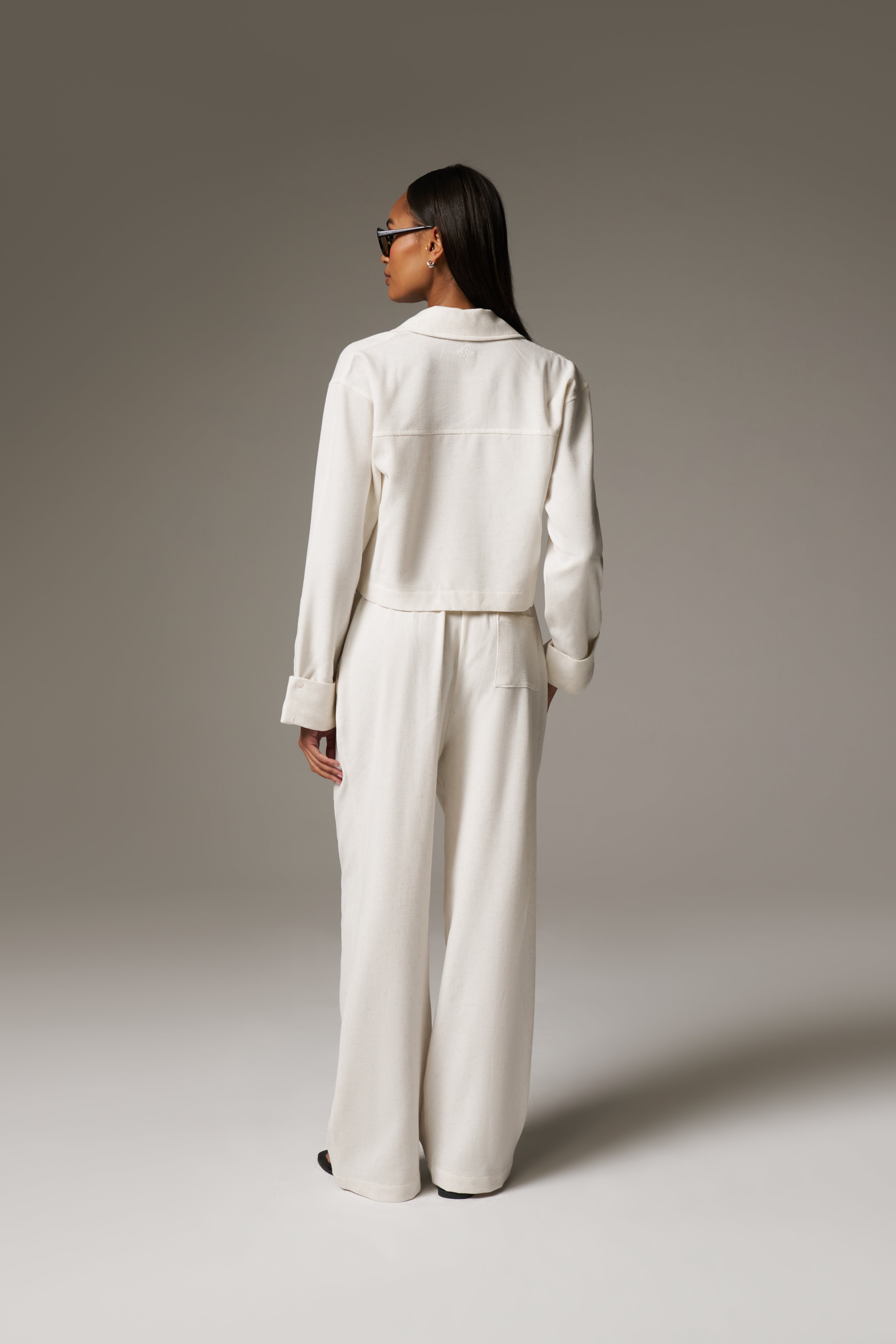 TEXTURED LINEN BUTTON DETAIL TROUSER - BEIGE