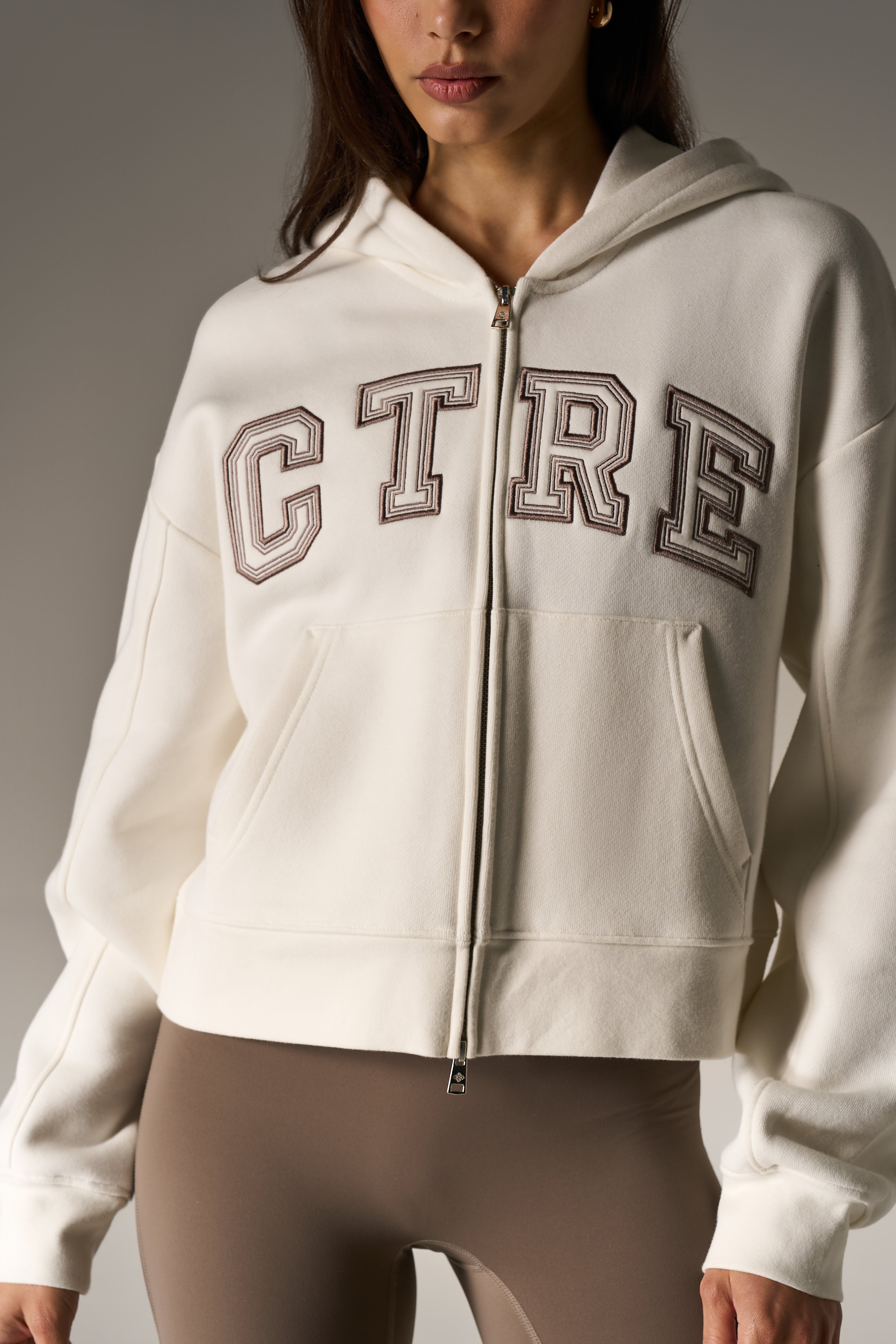 CTRE APPLIQUE ZIP THROUGH HOODIE - OFF WHITE