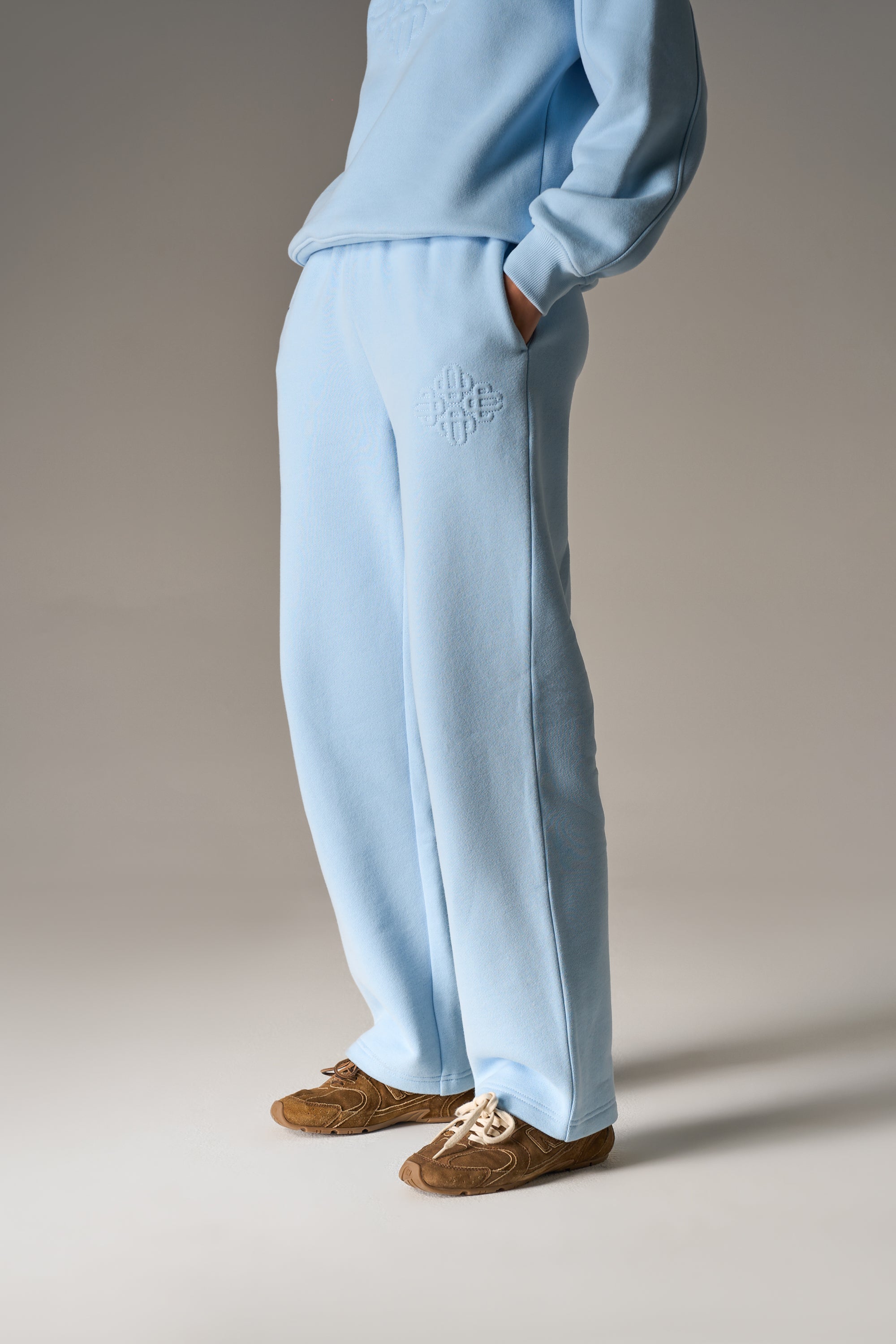 RAISED EMBLEM JOGGERS - POWDER BLUE