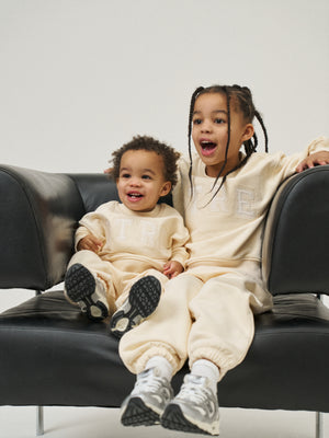 JUNIOR CTRE SWEATSHIRT - BUTTERMILK