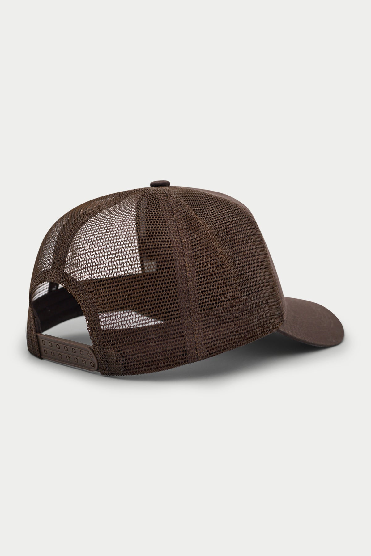 EMBLEM EMBROIDERED MESH BACK CAP - BROWN