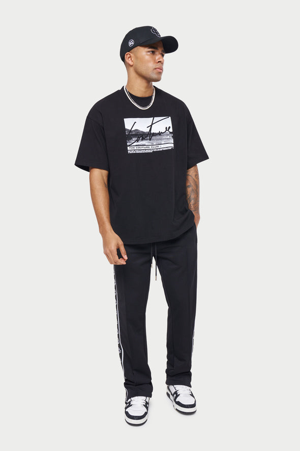 PHOTO GRAPHIC RELAXED FIT T SHIRT - BLACK