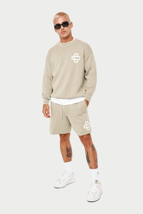 EMBLEM RELAXED KNITTED CREW - BEIGE