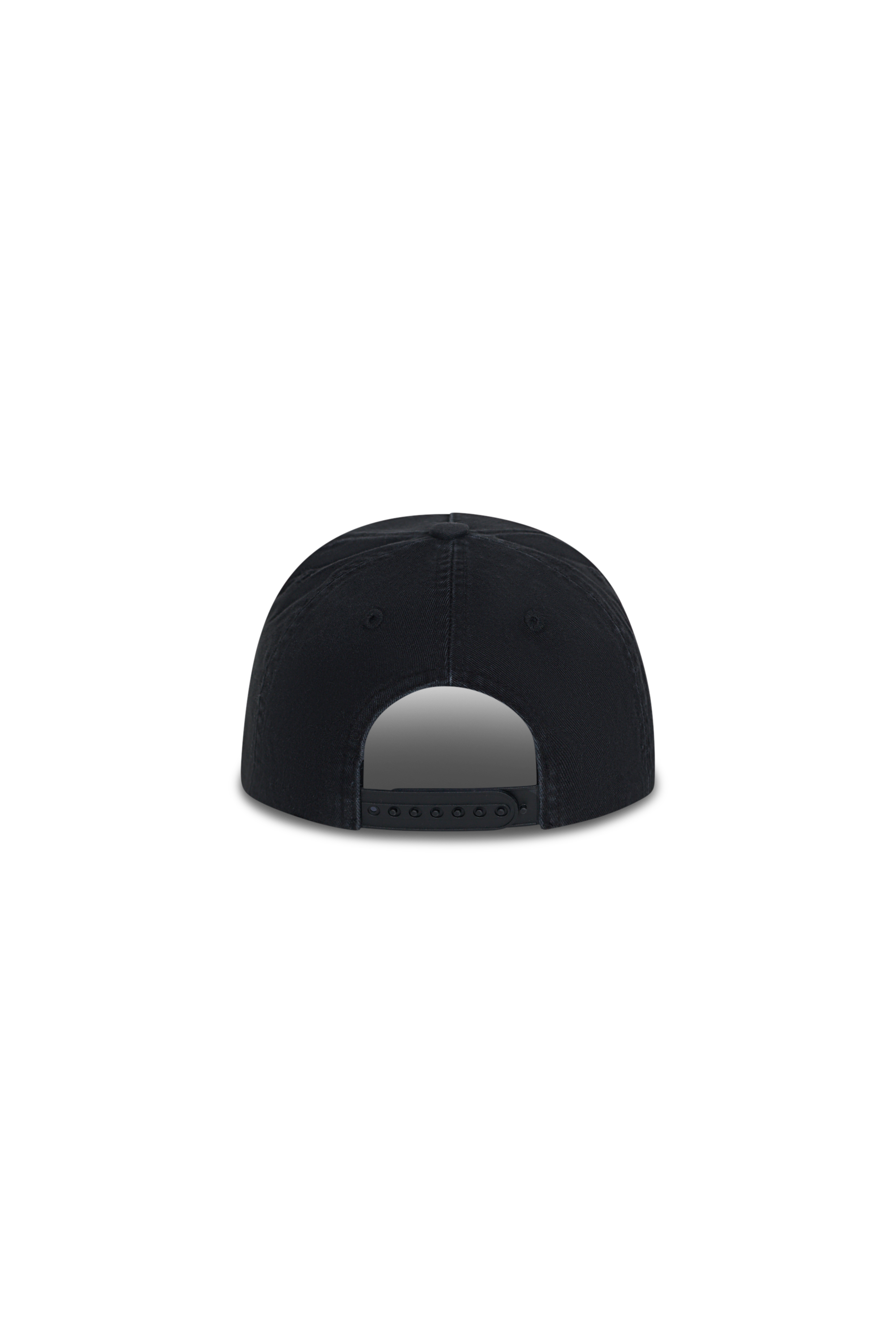 WASHED COPYRIGHT CAP - BLACK