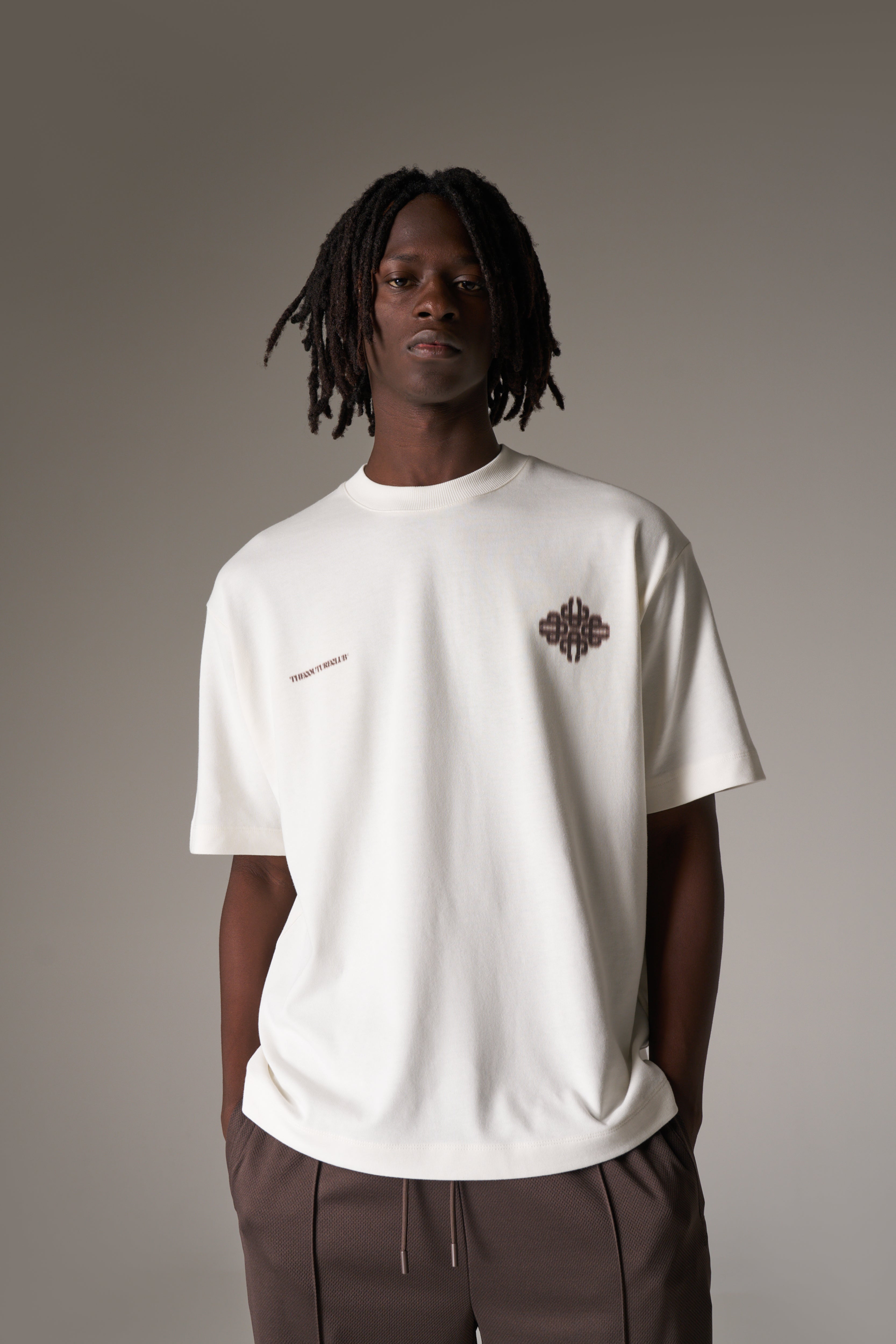 MOTION BLURRED EMBLEM T-SHIRT - OFF WHITE
