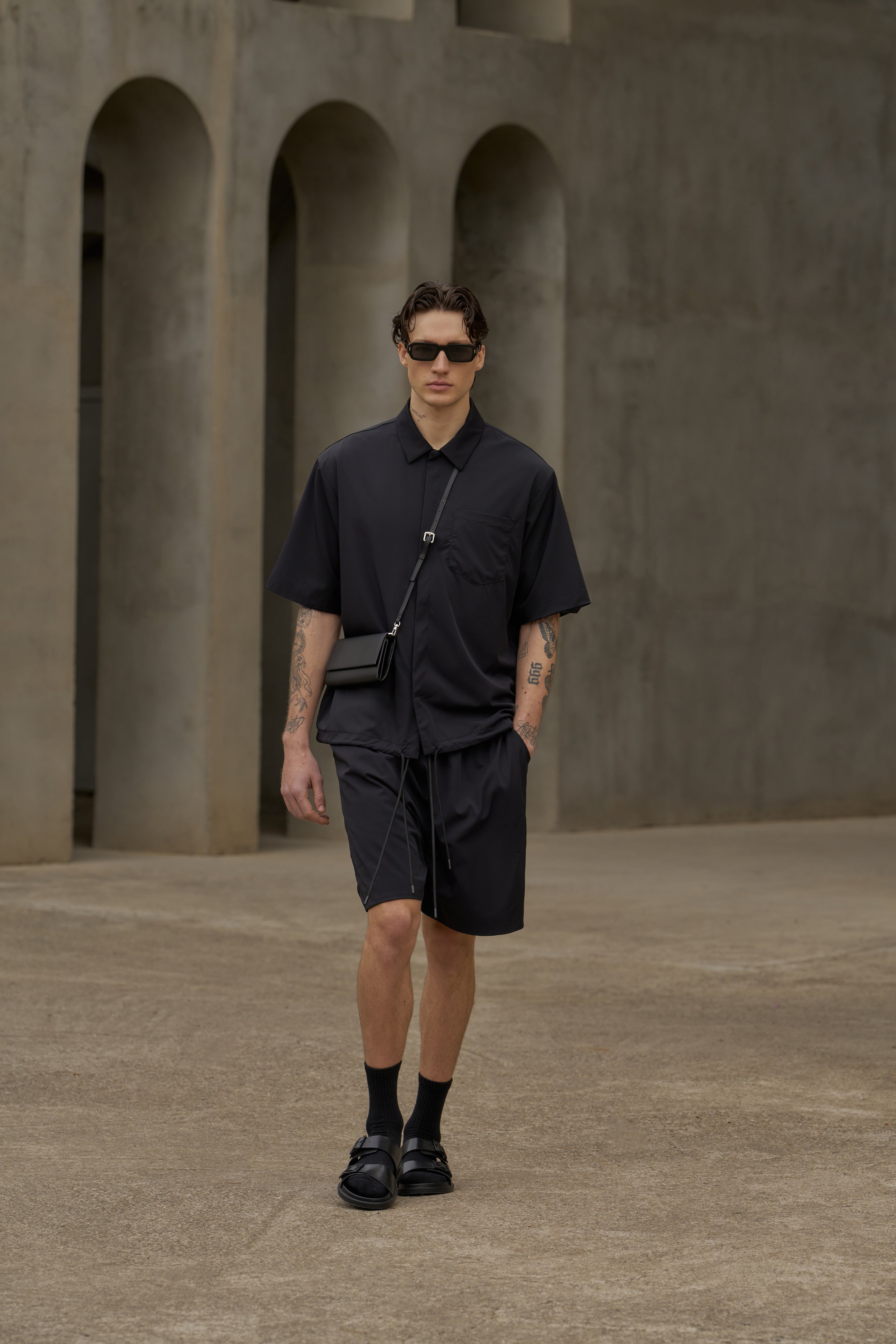 NYLON DRAWCORD SHORTS - BLACK