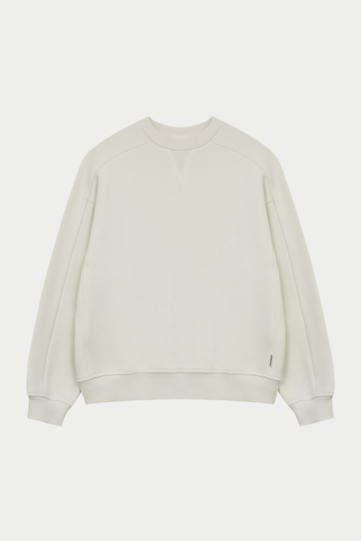 LAUNDERED CLASSICS SEAM DETAIL SWEATSHIRT - ECRU