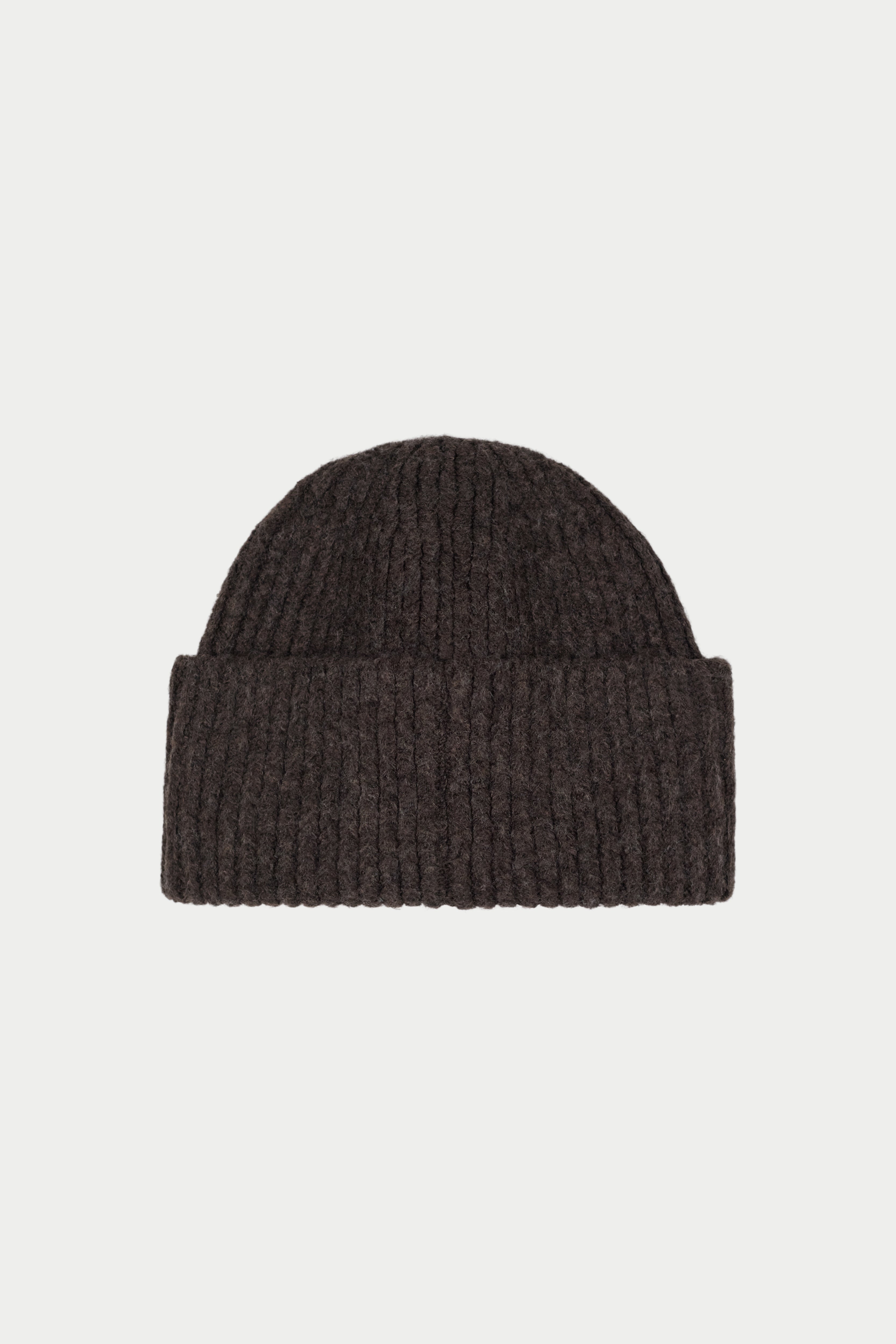 EMBLEM KNITTED BEANIE - CHOCOLATE