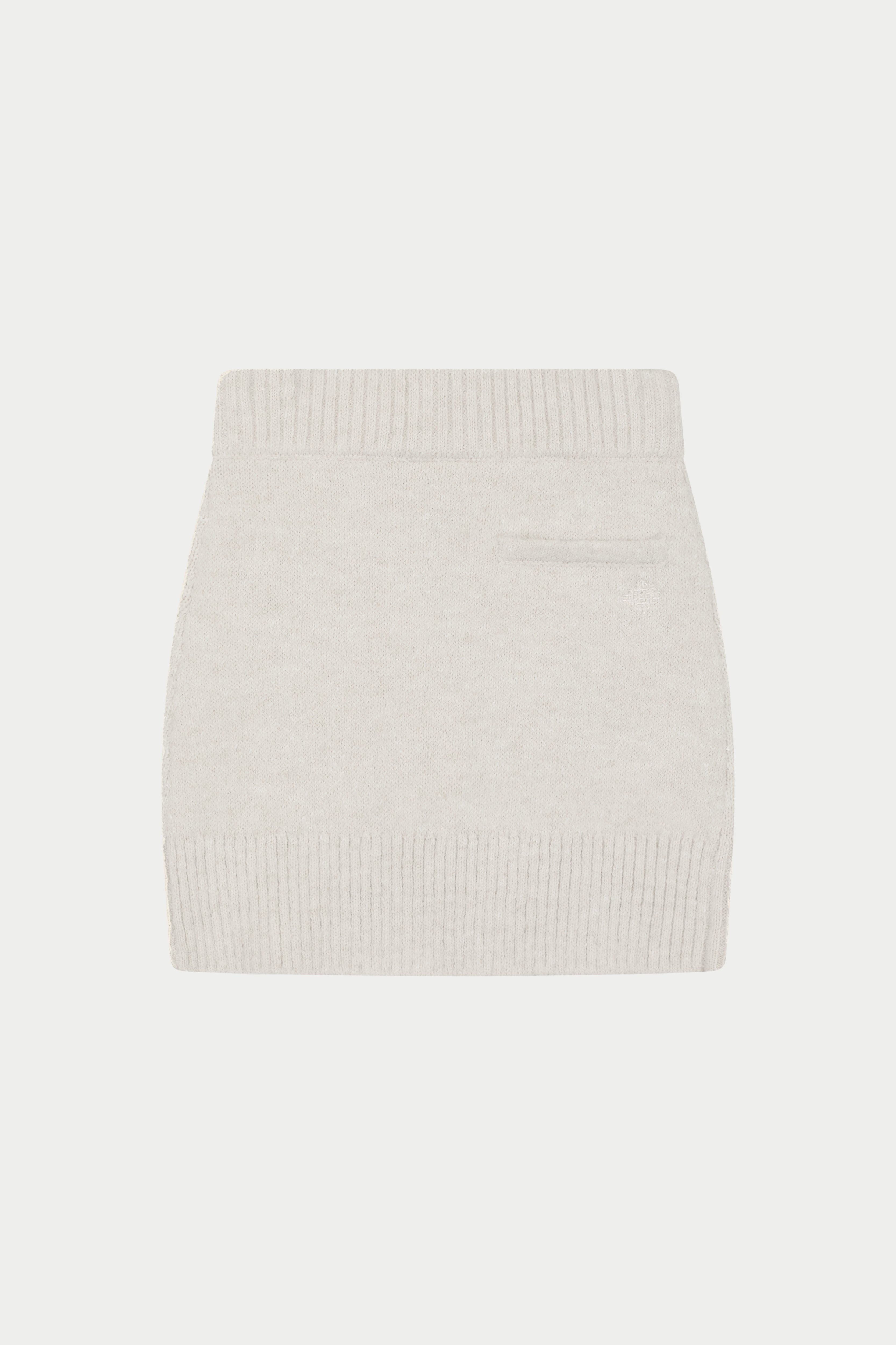 EMBLEM EMBROIDERED KNIT SKIRT - OAT