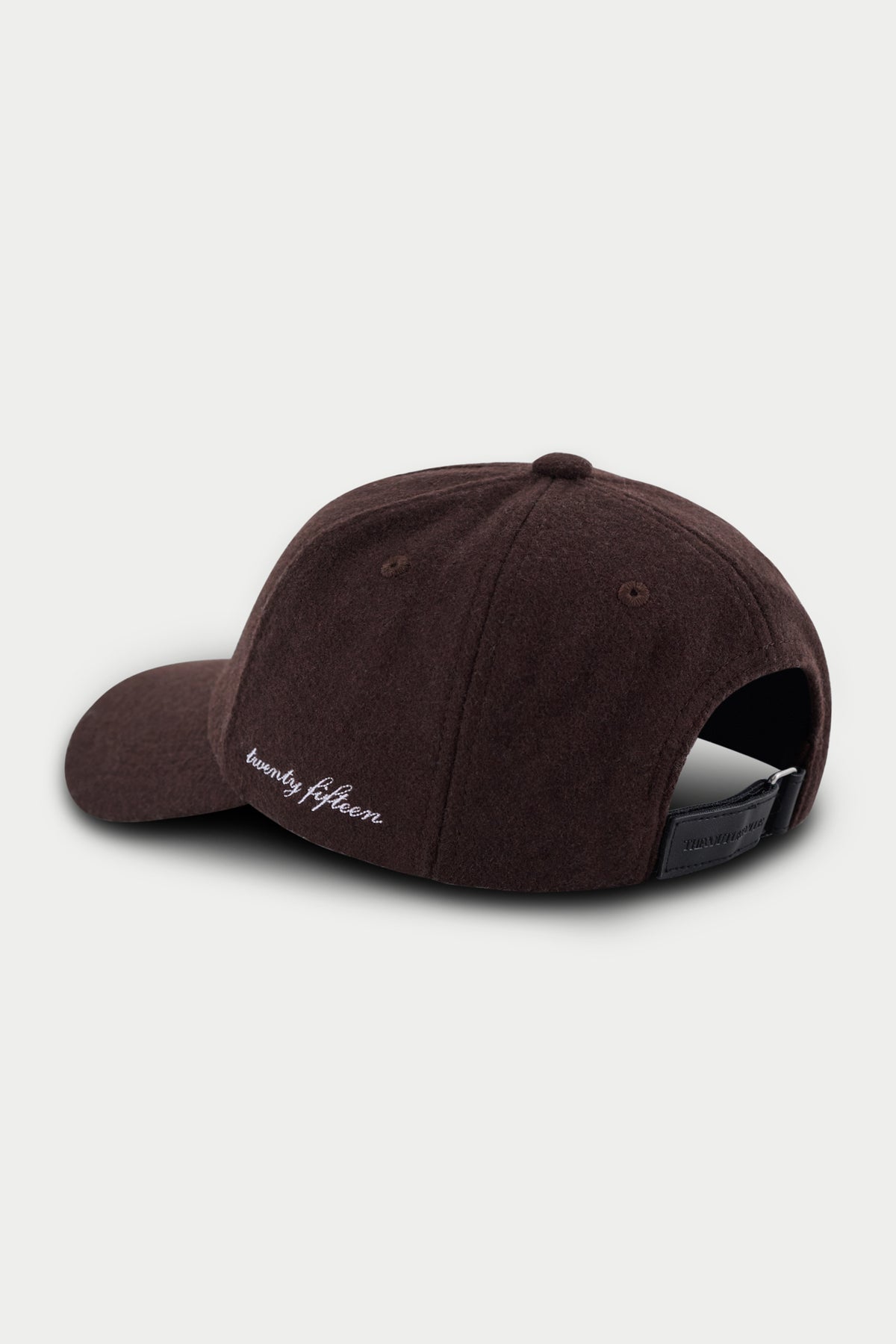 WOOL SCRIPT EMBROIDERED CAP - BROWN