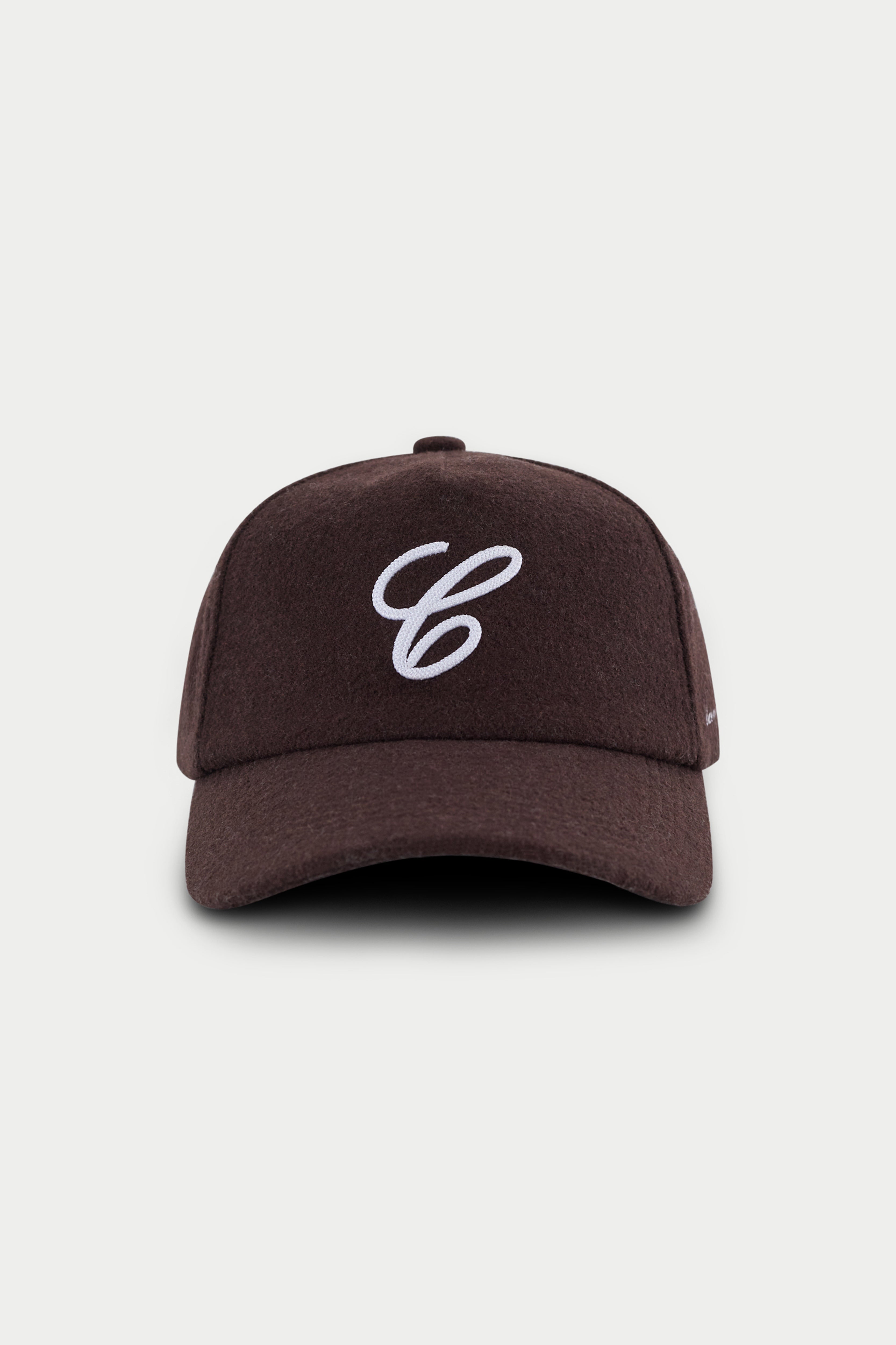 WOOL SCRIPT EMBROIDERED CAP - BROWN