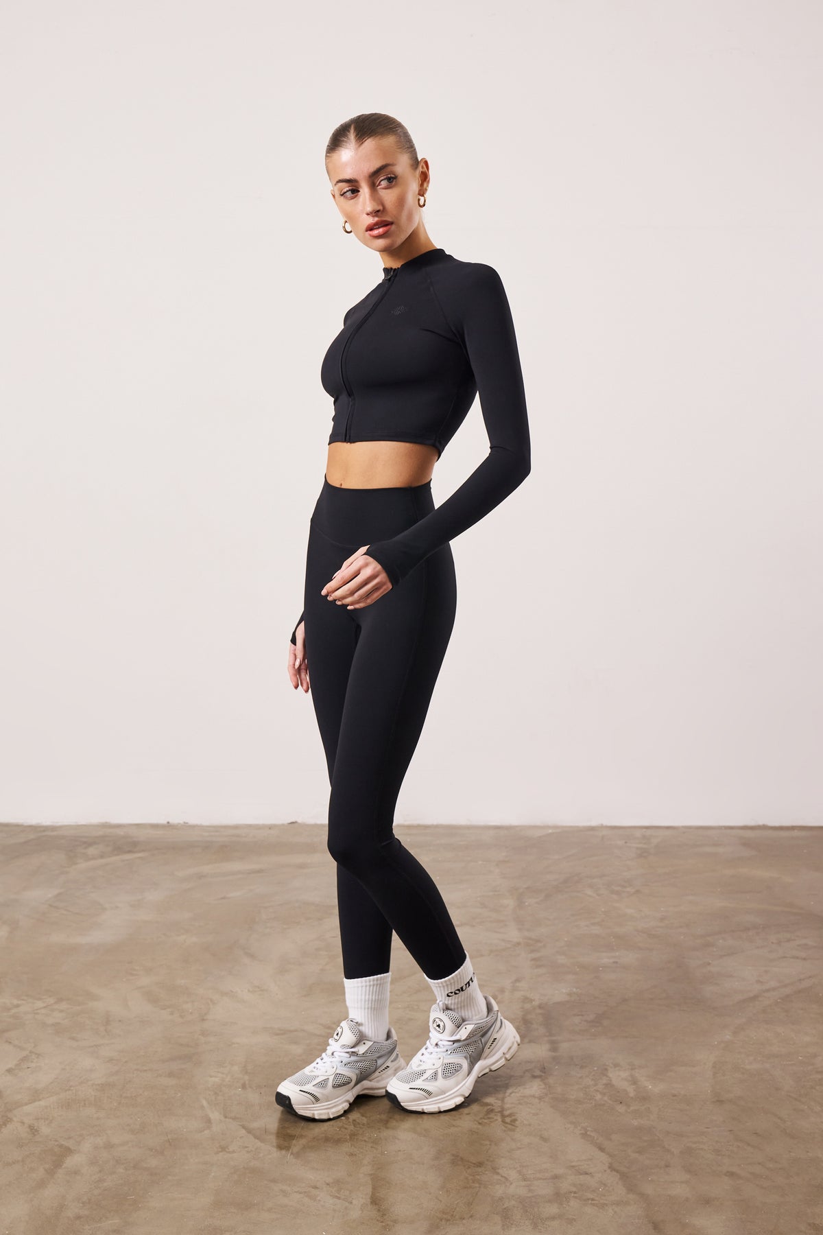EMBLEM SOFT TOUCH JERSEY LEGGINGS - BLACK – The Couture Club