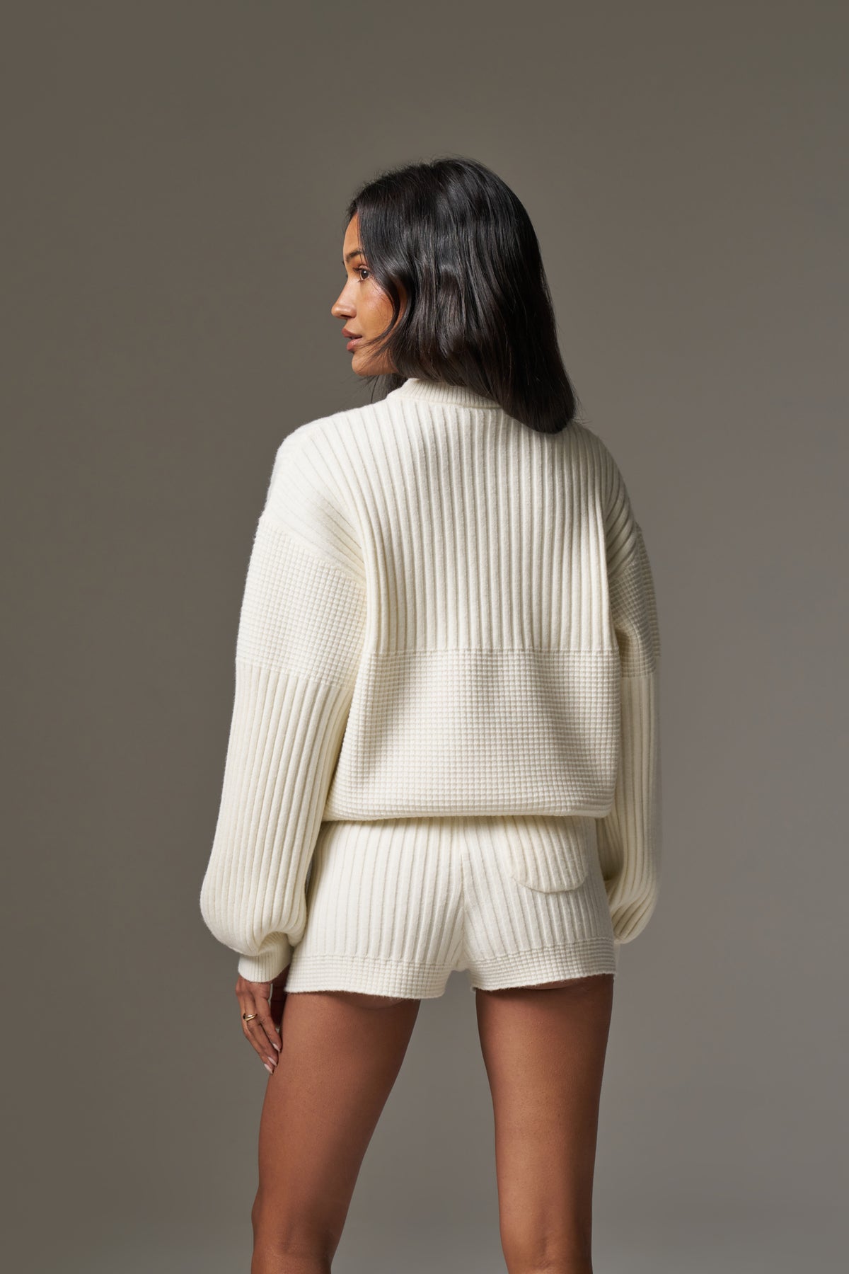 CONTRAST KNIT OVERSIZED CREW - ECRU