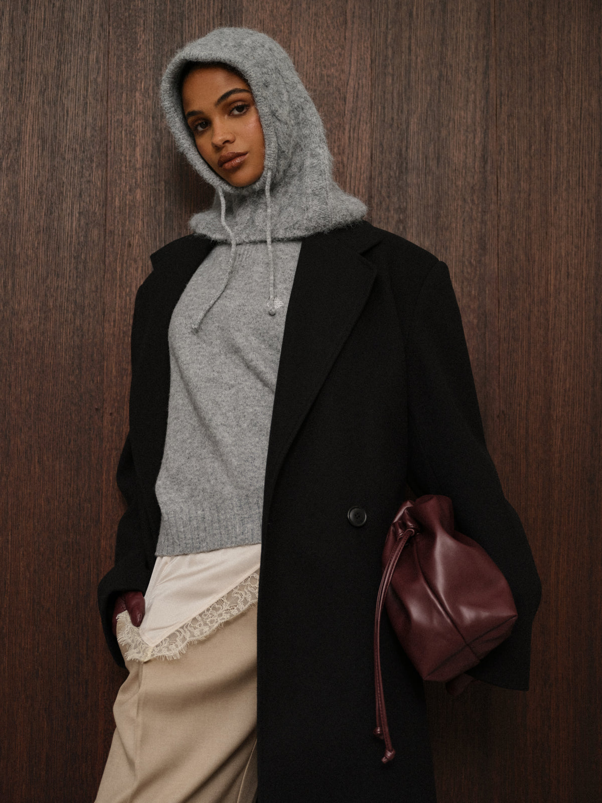 KNITTED SNOOD - GREY