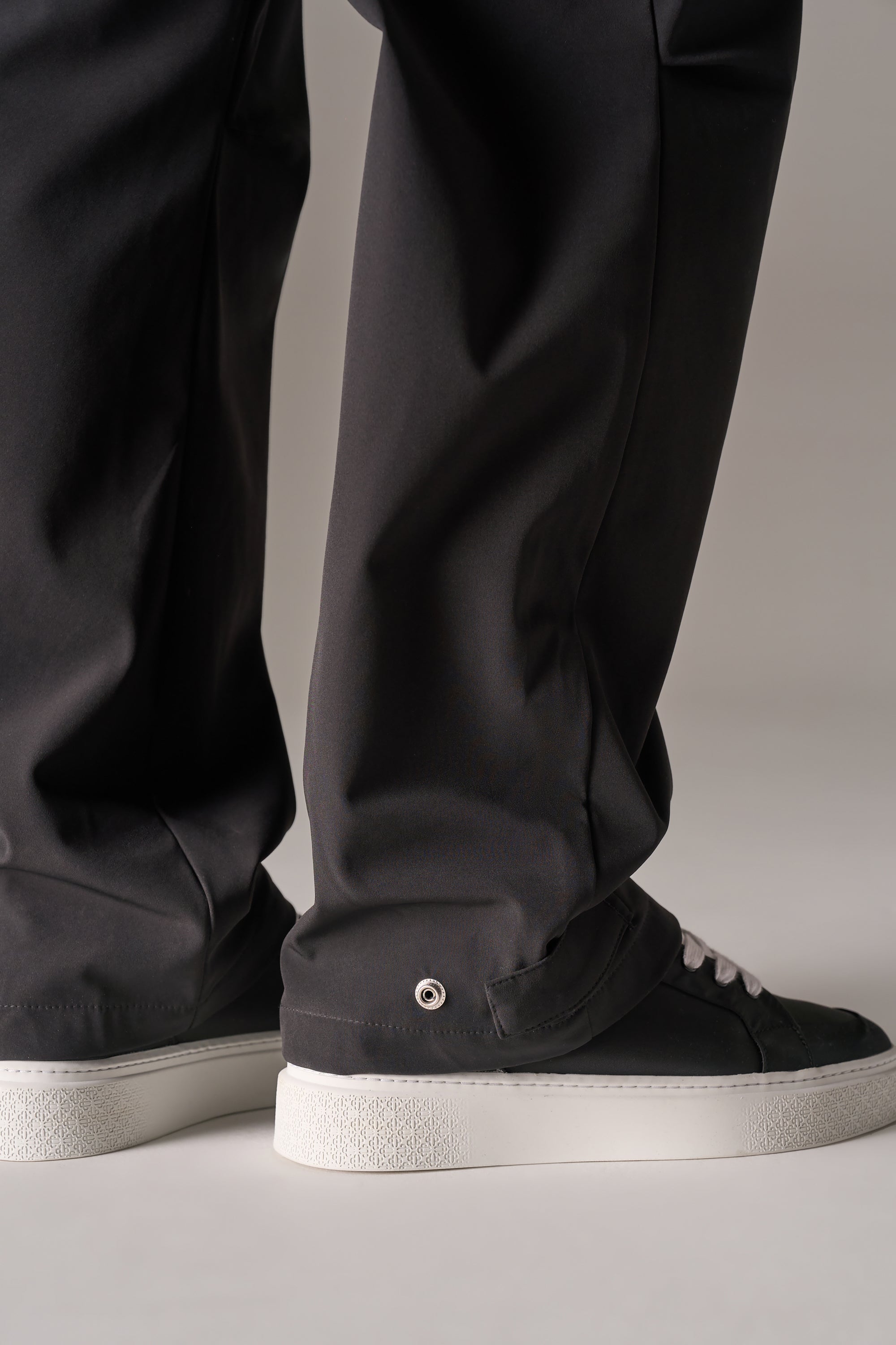 TECHNICAL WIDE LEG TROUSERS - BLACK