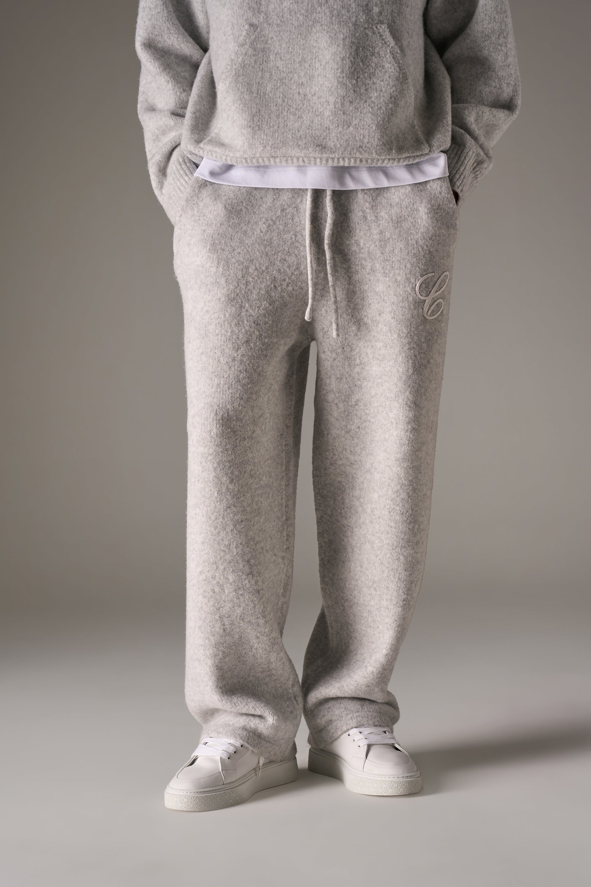 CHAINSTITCH EMBROIDERY KNITTED BARREL LEG JOGGERS - GREY