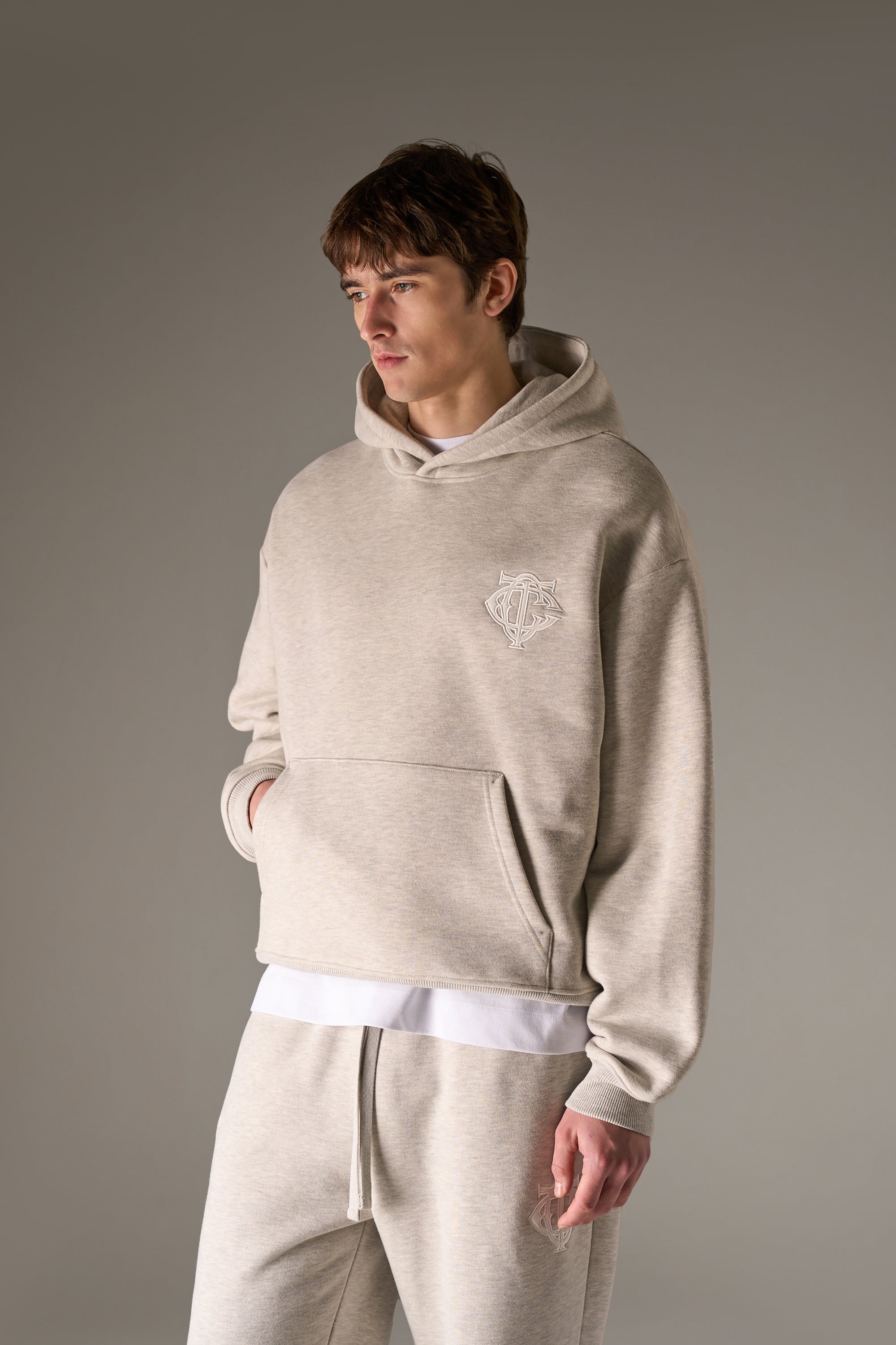 HEAVYWEIGHT MONOGRAM APPLIQUE EMBLEM HOODIE - GREY MARL