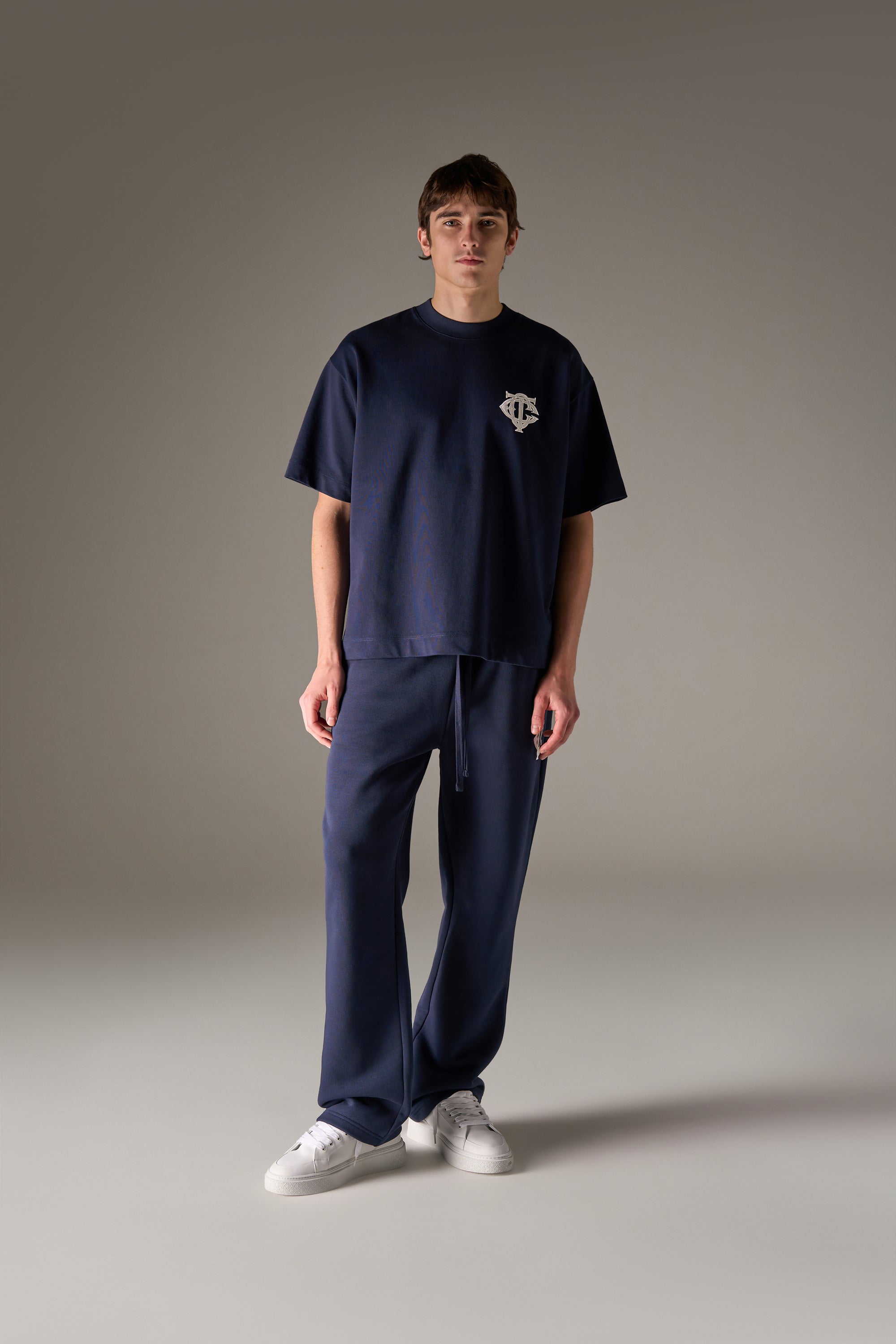 APPLIQUE MONOGRAM EMBLEM T-SHIRT - NAVY