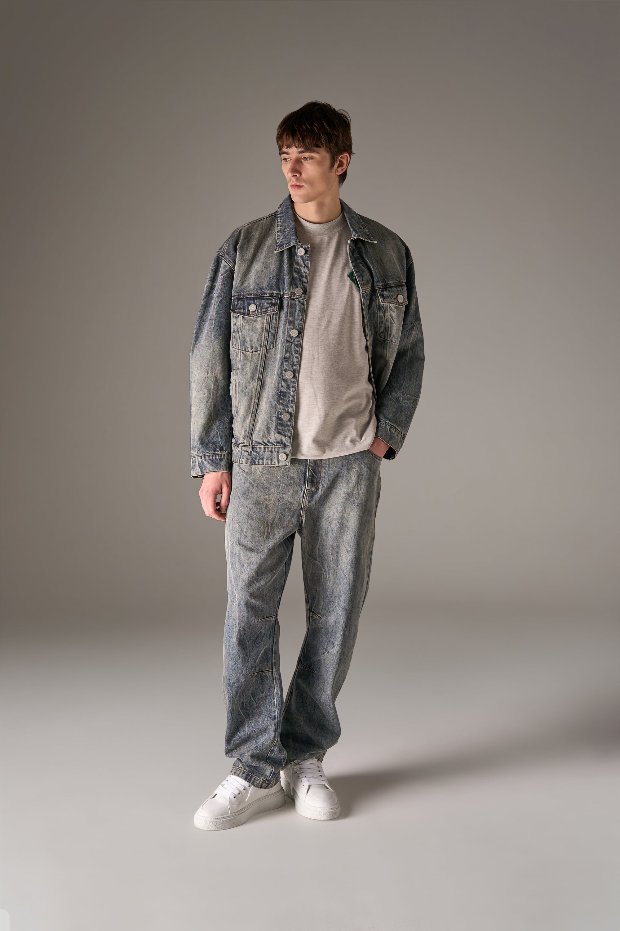 VINTAGE WASH DENIM JACKET - BLUE WASH