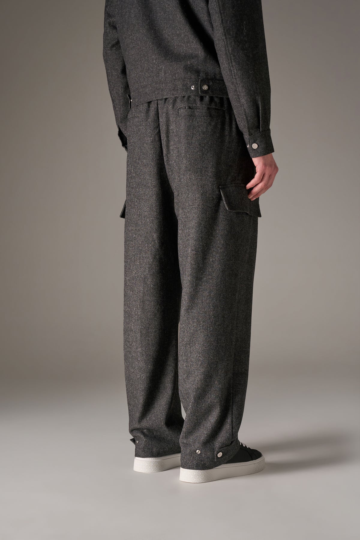 WIDE LEG HERRINGBONE TROUSERS - CHARCOAL