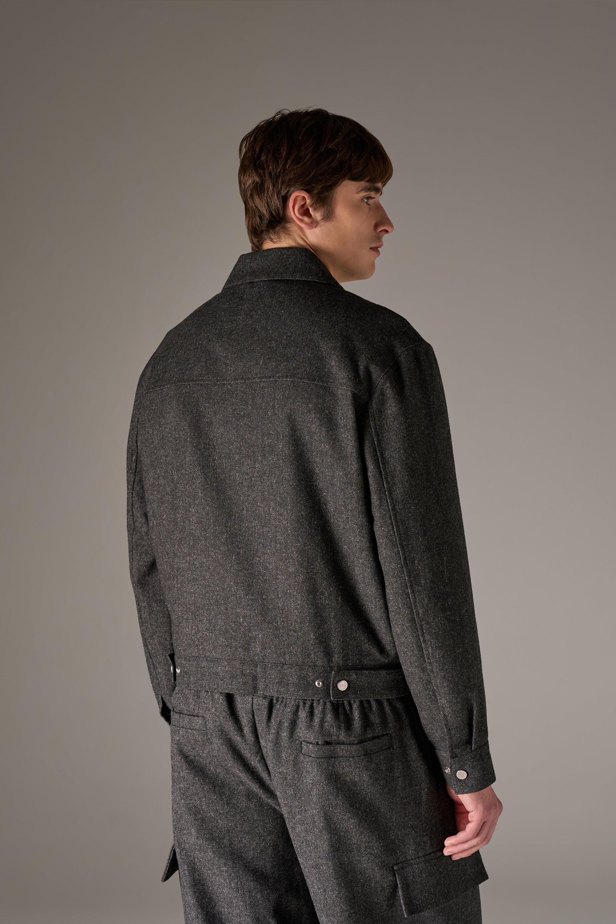 TAILORED HERRINGBONE JACKET - CHARCOAL