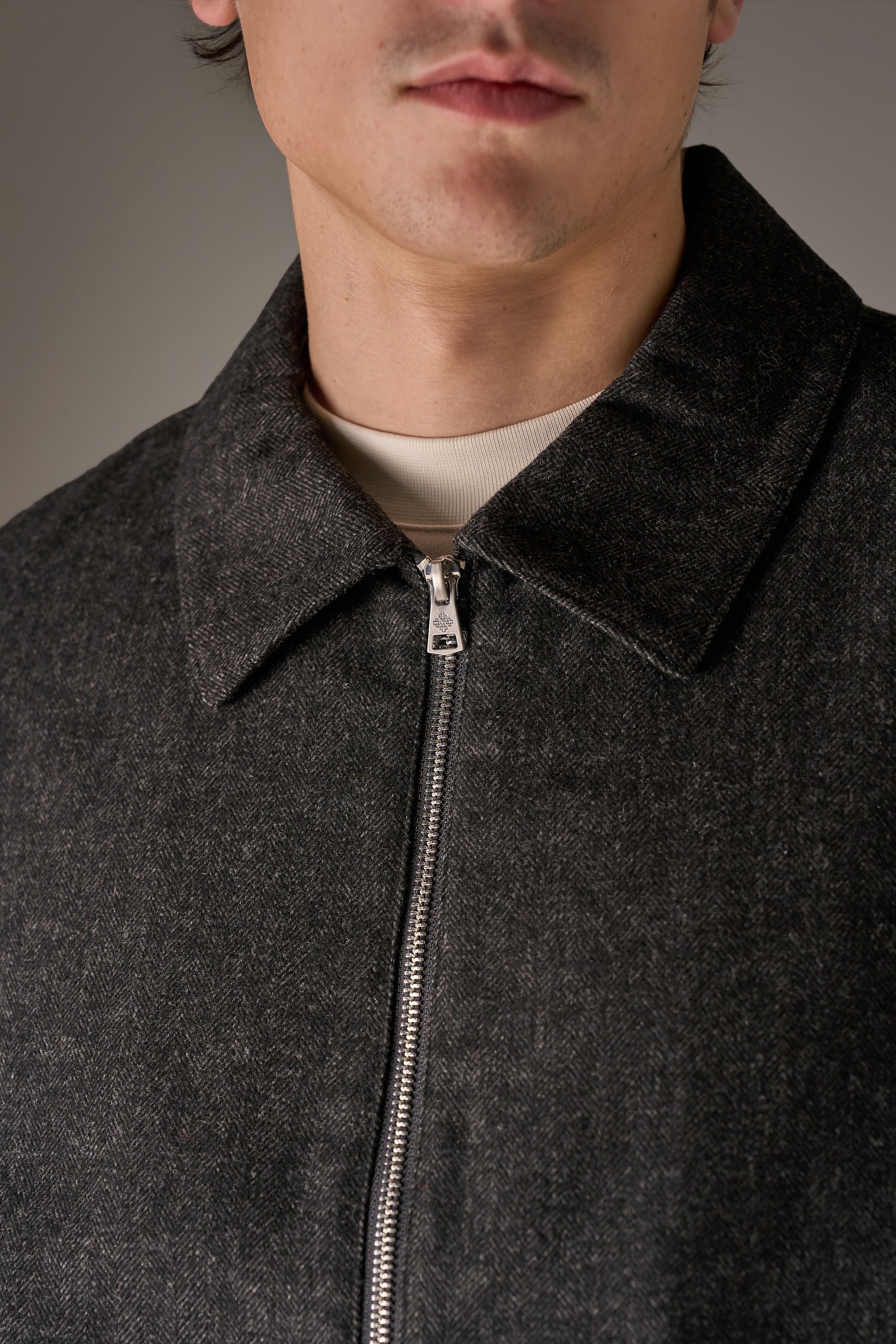TAILORED HERRINGBONE JACKET - CHARCOAL