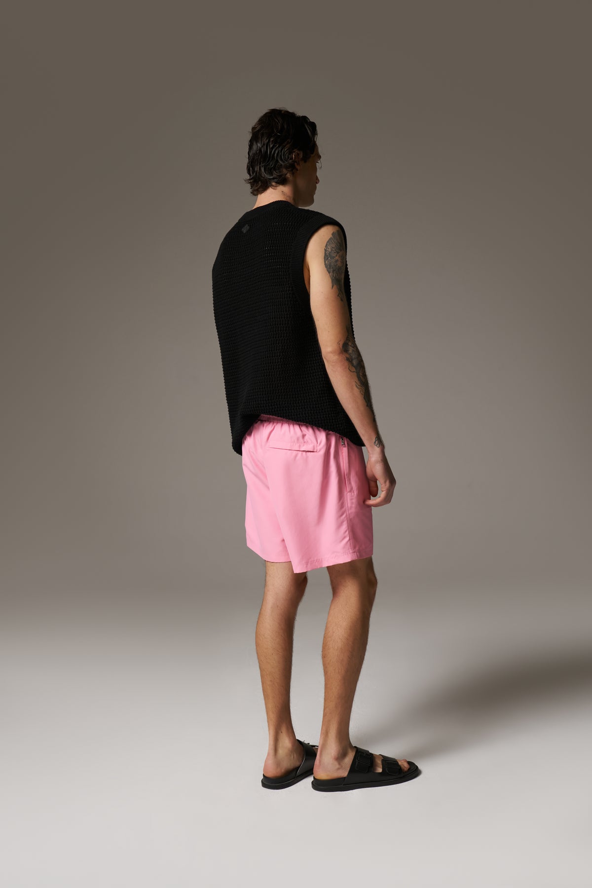 WATER REACTIVE EMBLEM SWIM SHORT - PINK