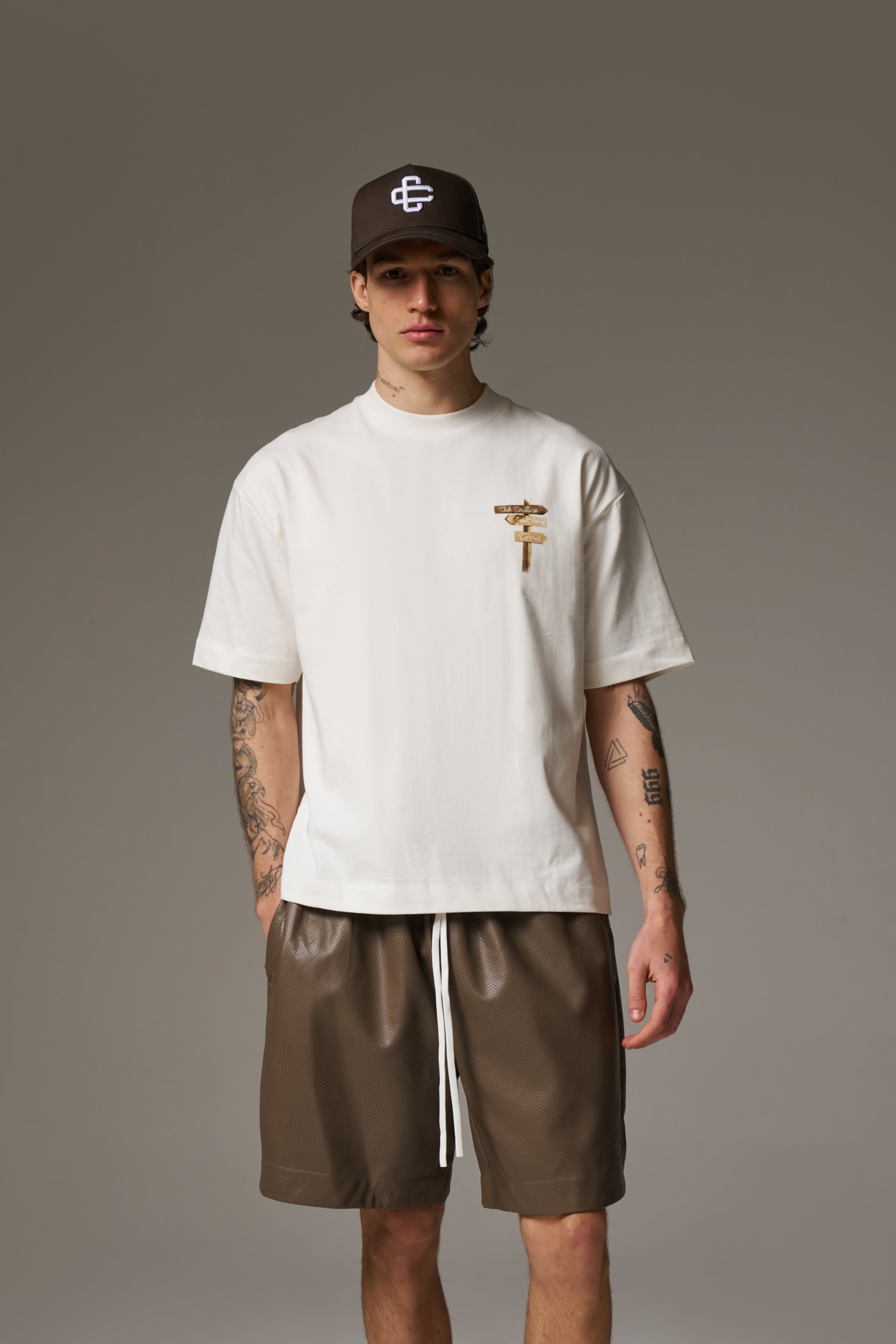 WATERCOLOUR BEACH CLUB PRINTED T-SHIRT - OFF WHITE