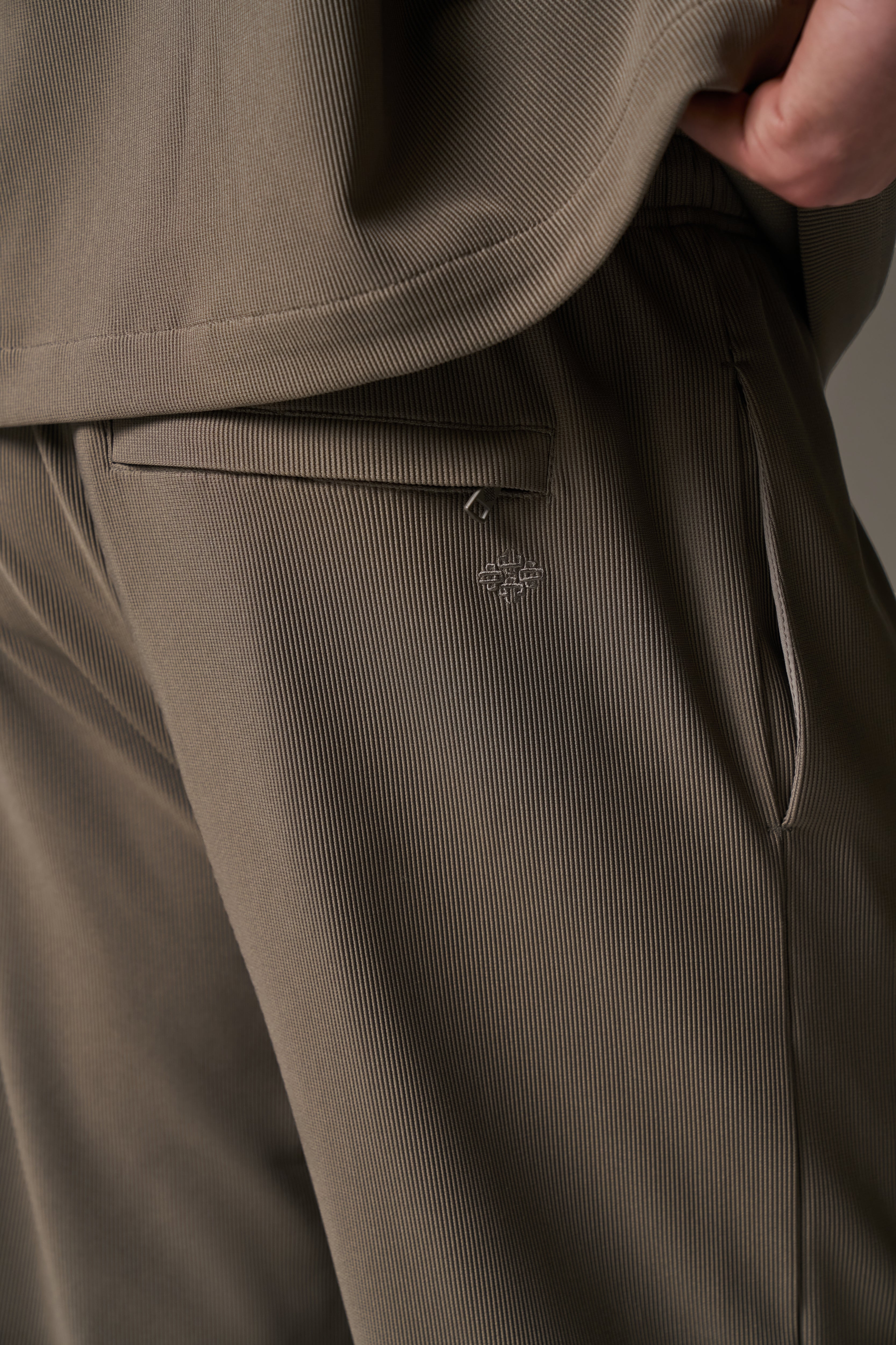 RIBBED TROUSERS - MINK