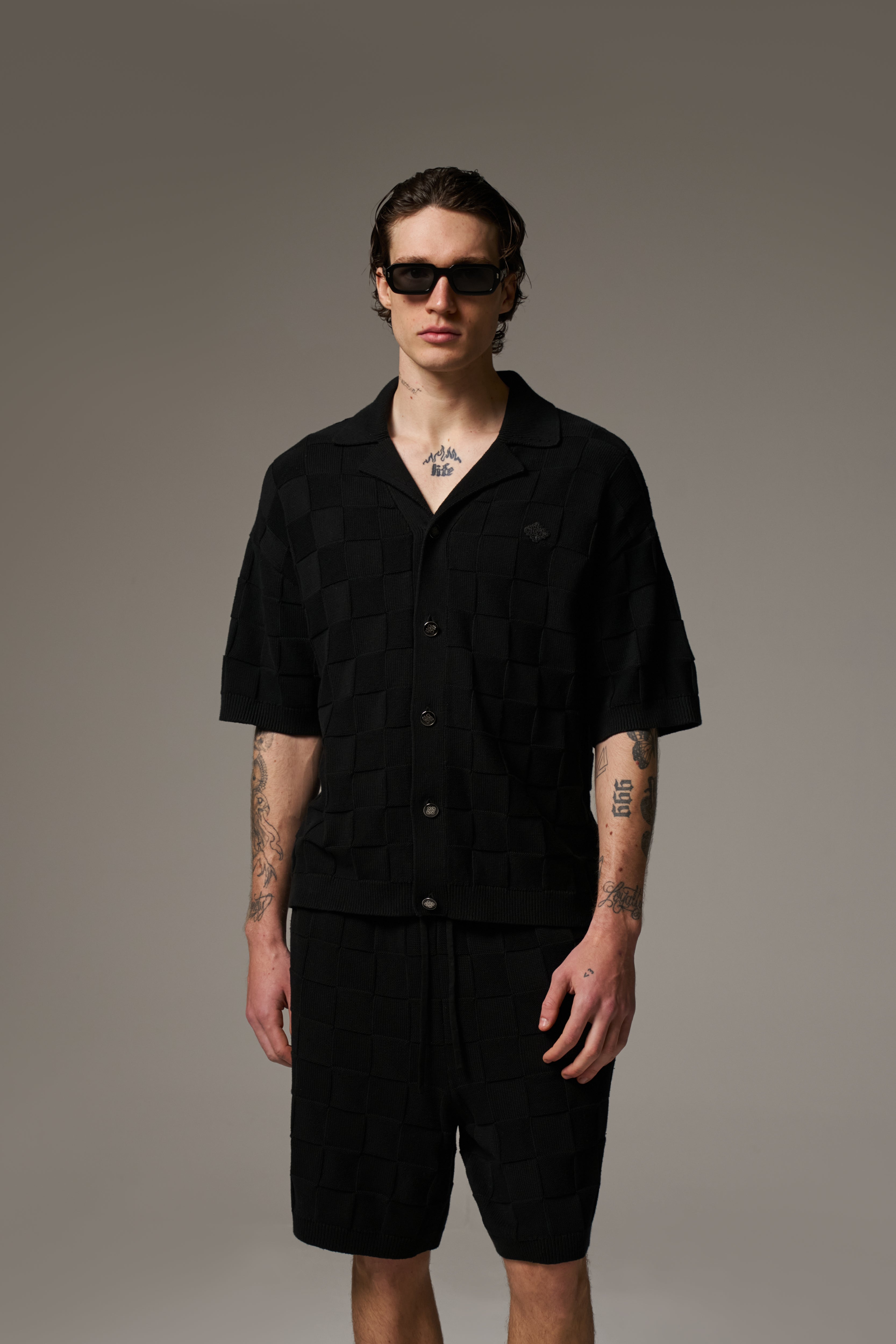 CHECKERBOARD KNITTED SHORT - BLACK