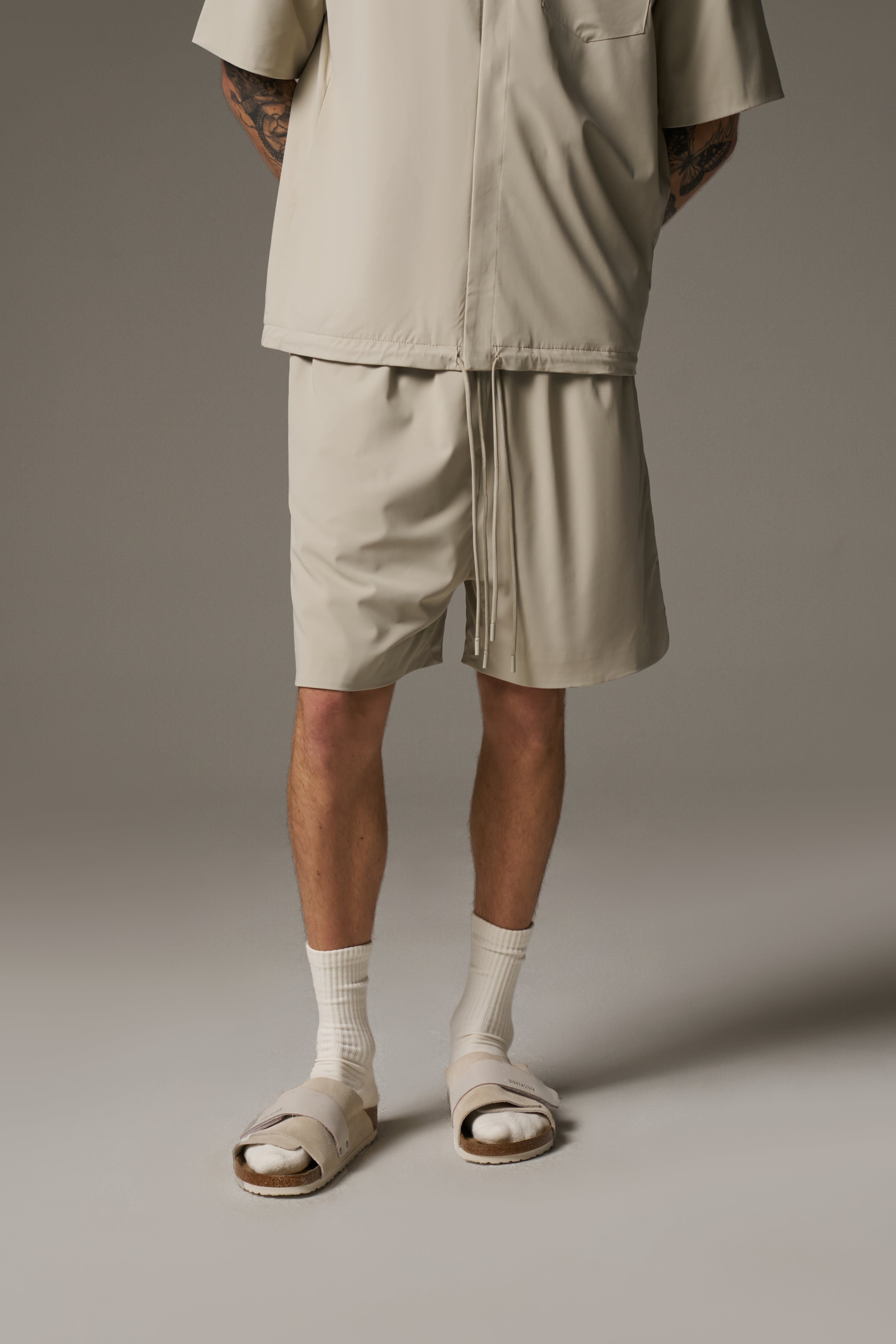NYLON DRAWCORD SHORTS - STONE