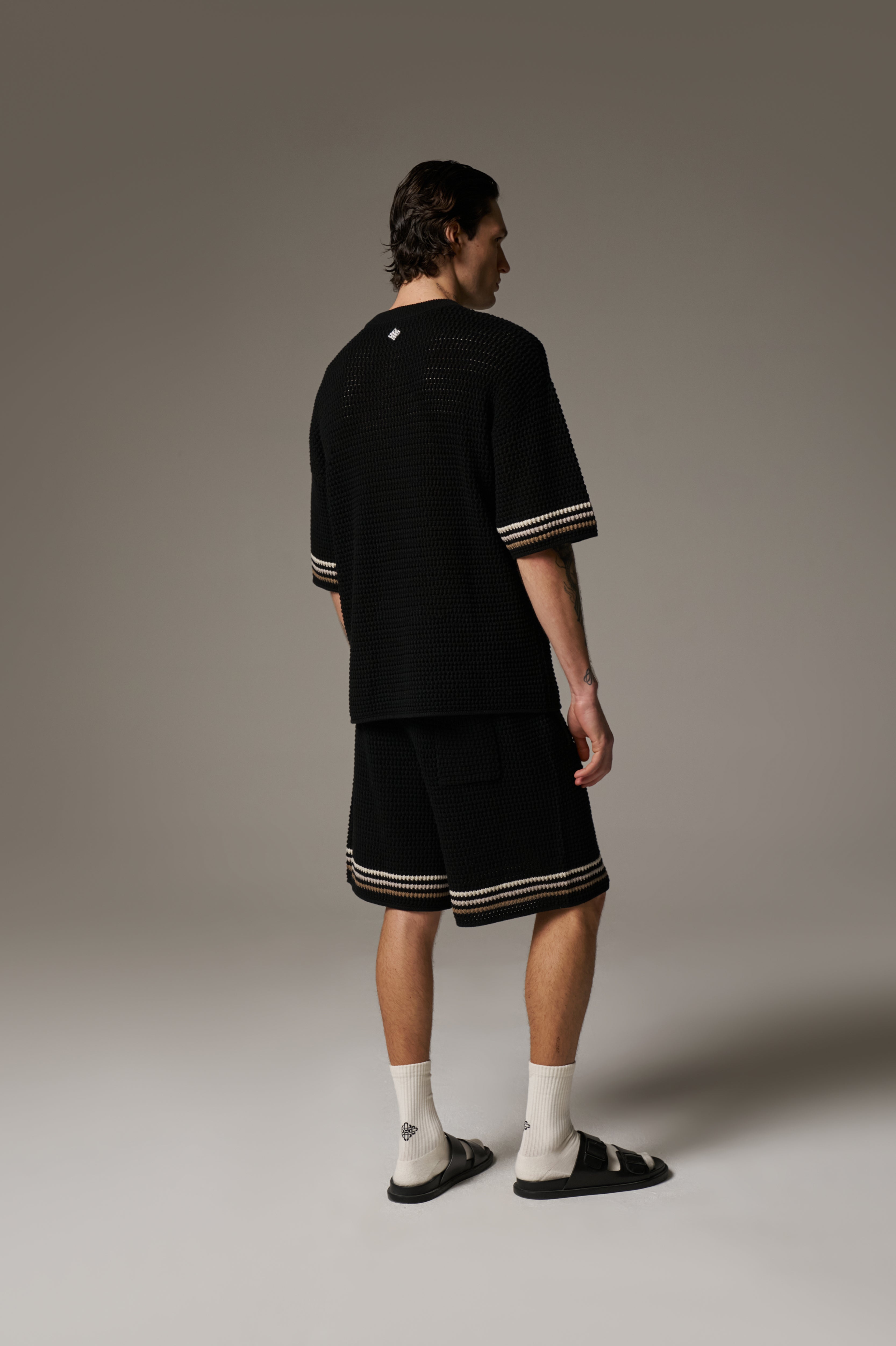 STRIPE CROCHET KNIT T-SHIRT - BLACK