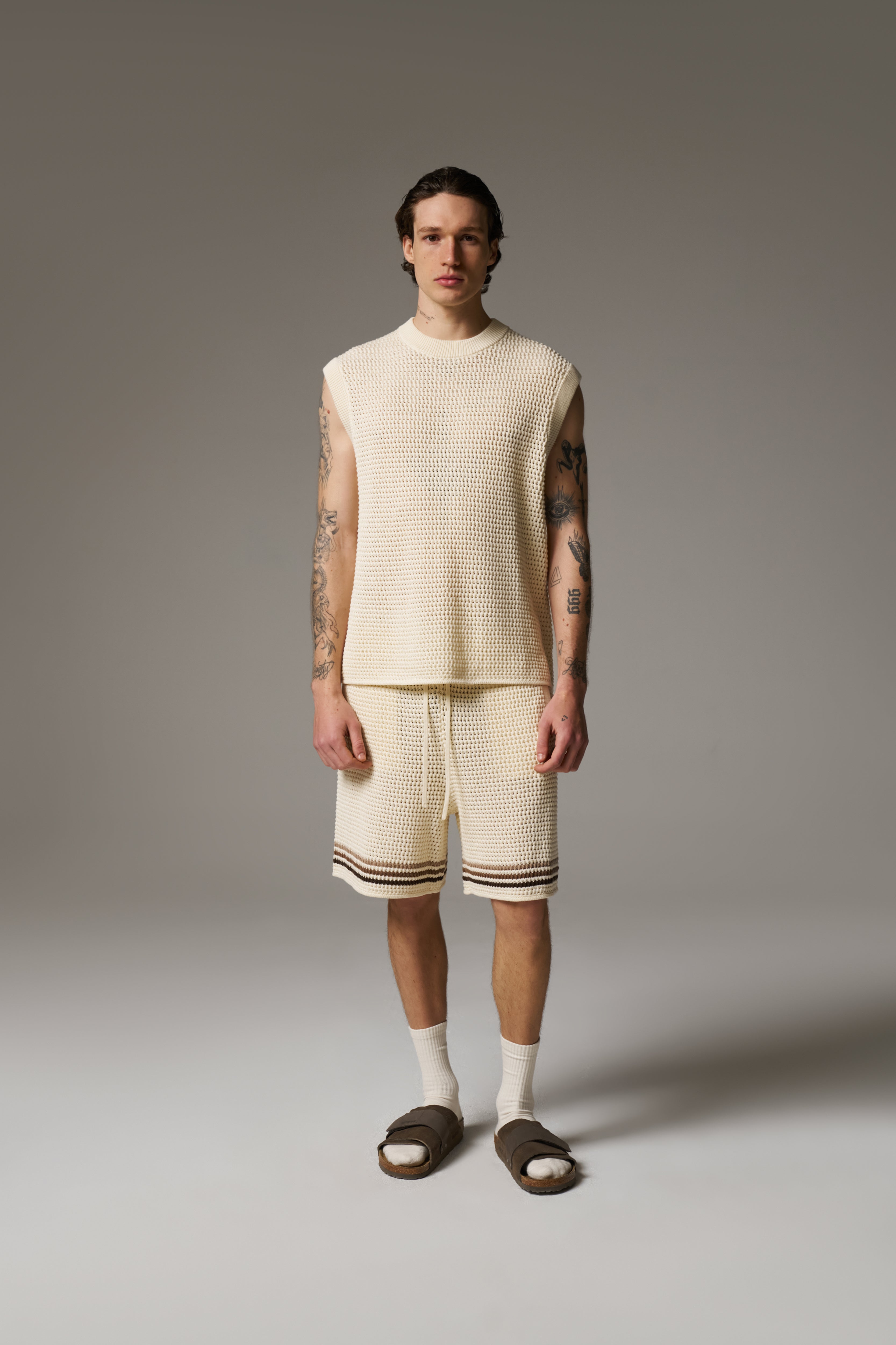 STRIPE CROCHET KNIT VEST - OFF WHITE