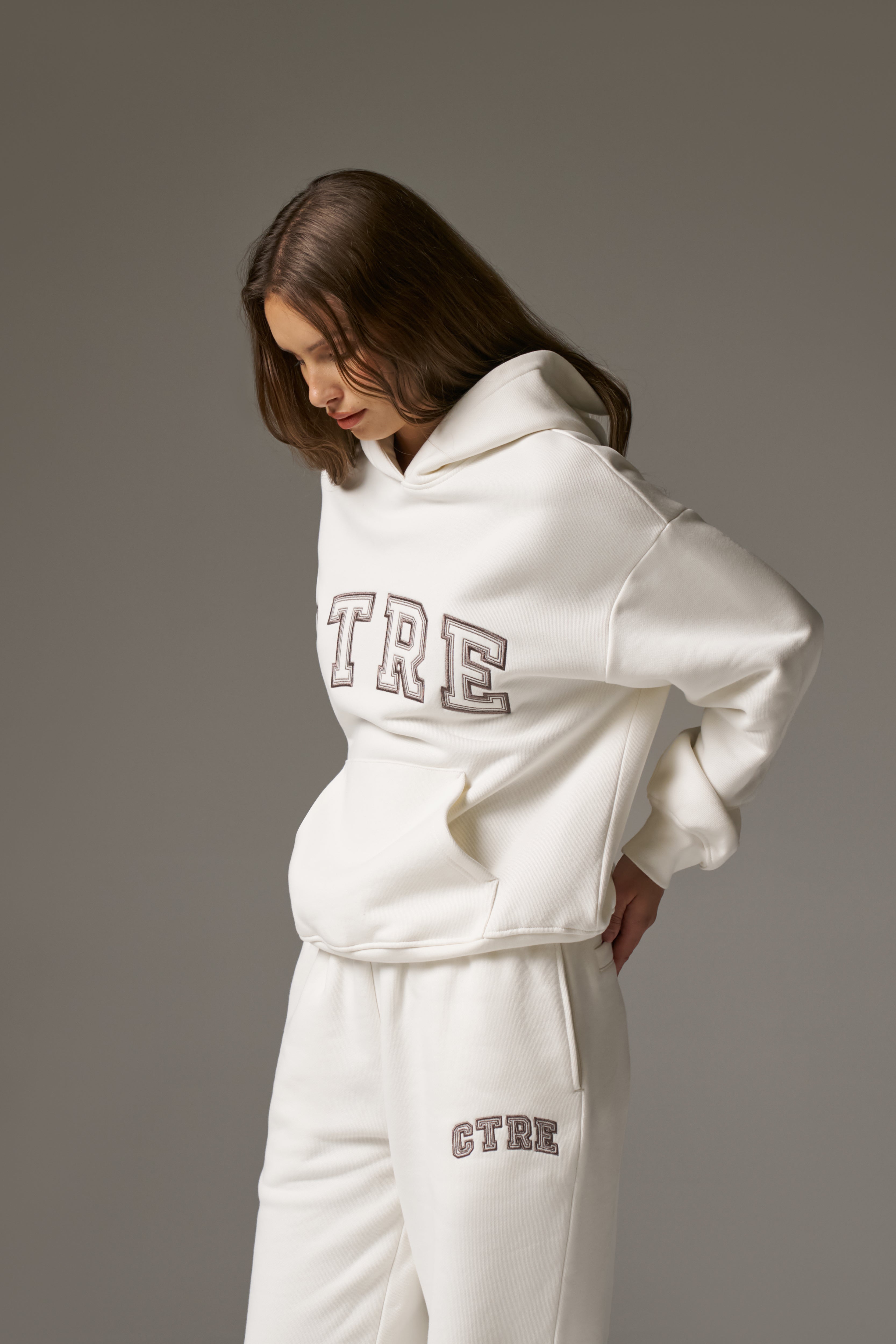CTRE RELAXED HOODIE - OFF WHITE
