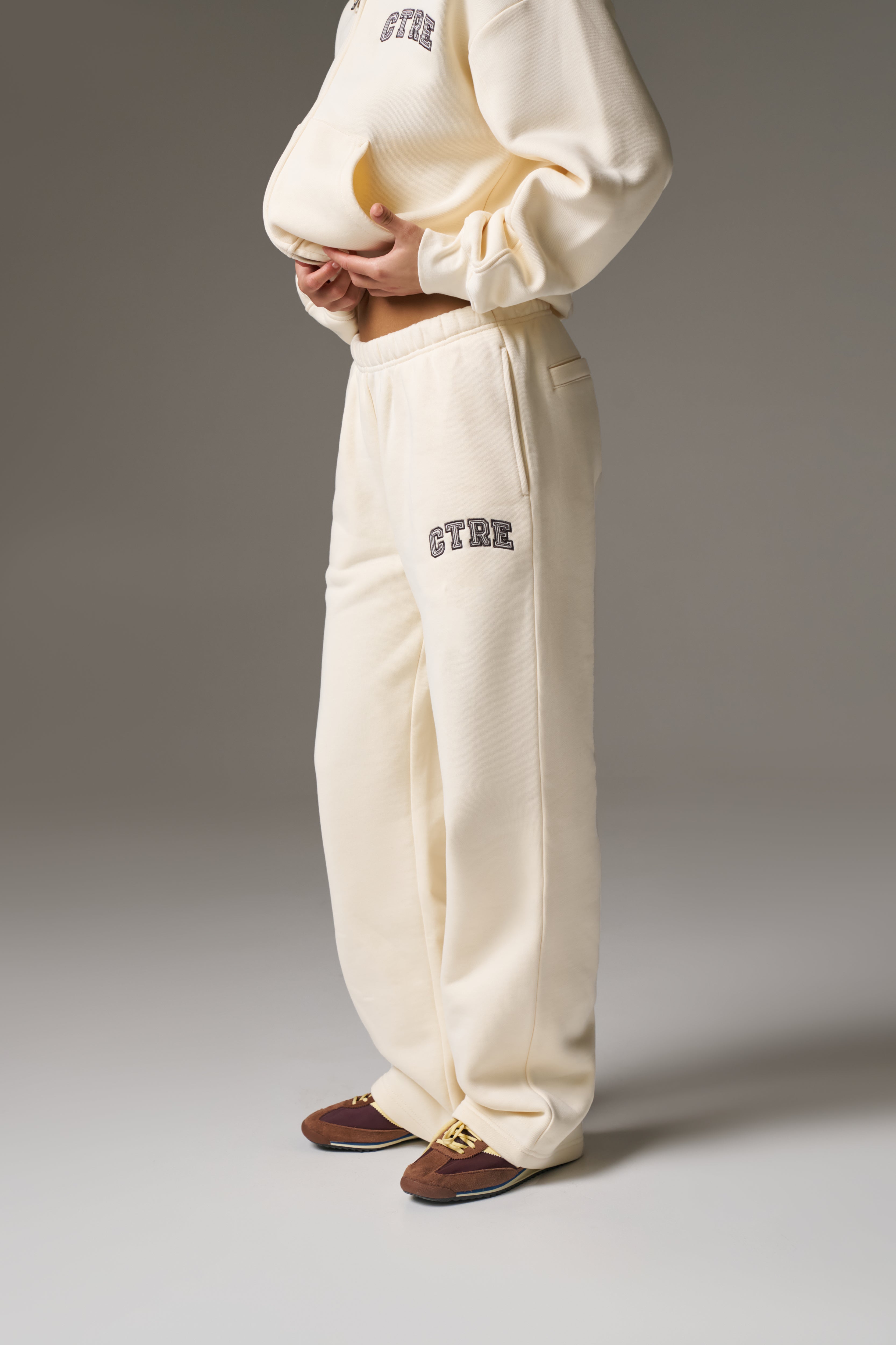 CTRE STRAIGHT LEG JOGGERS - BUTTERMILK