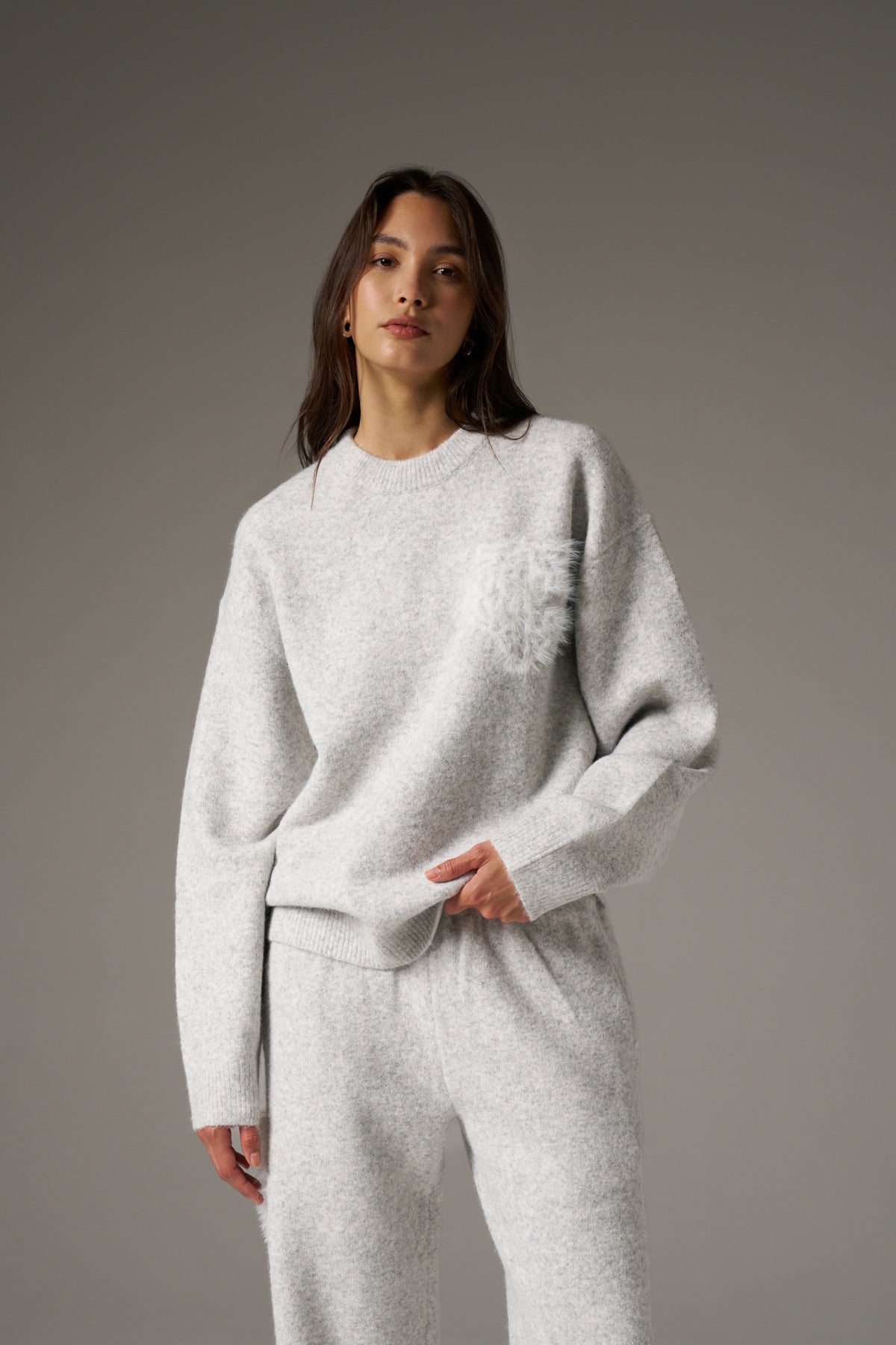 MONOGRAM FLUFFY KNIT CREW - GREY MARL