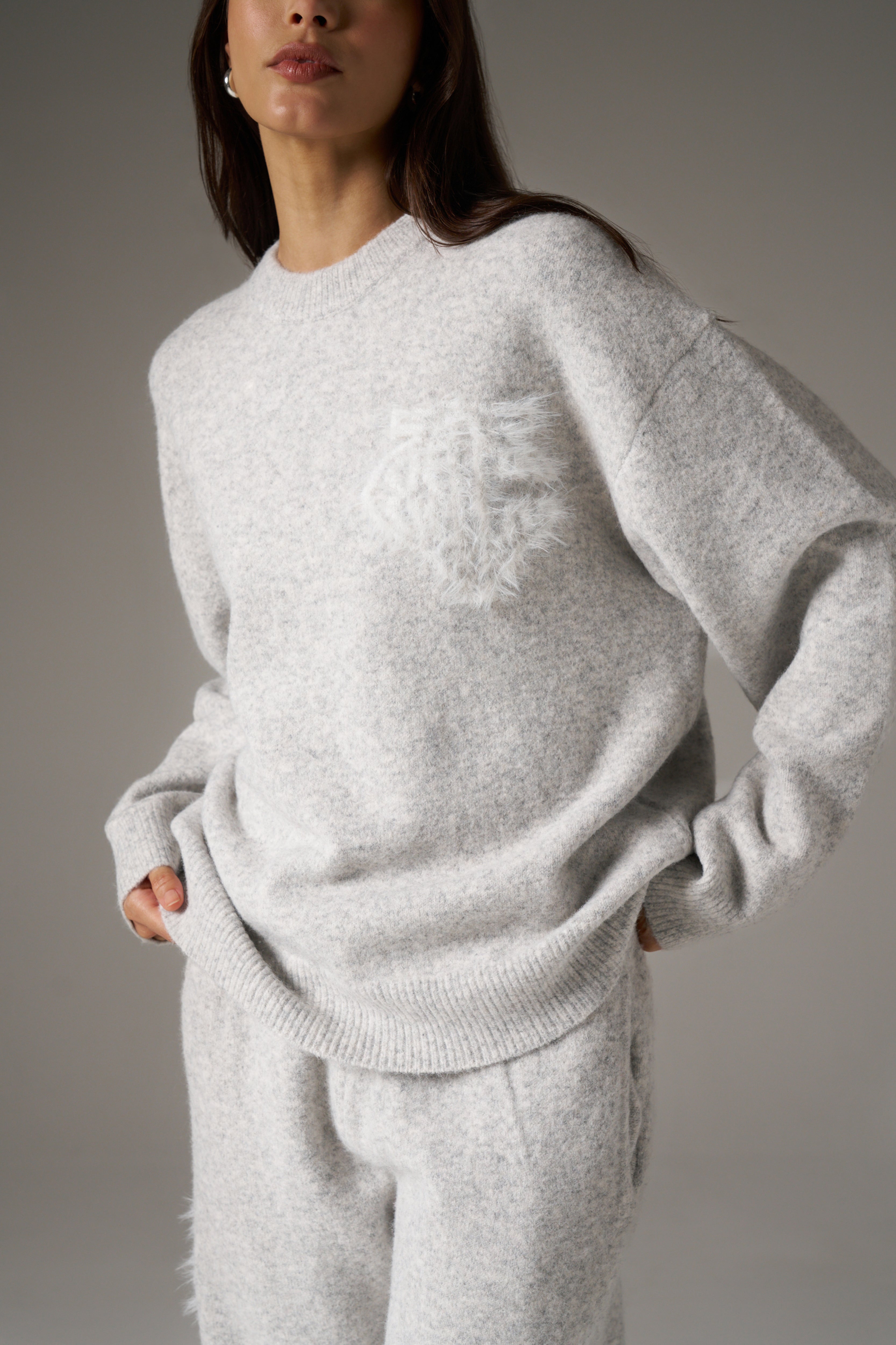 MONOGRAM FLUFFY KNIT CREW - GREY MARL